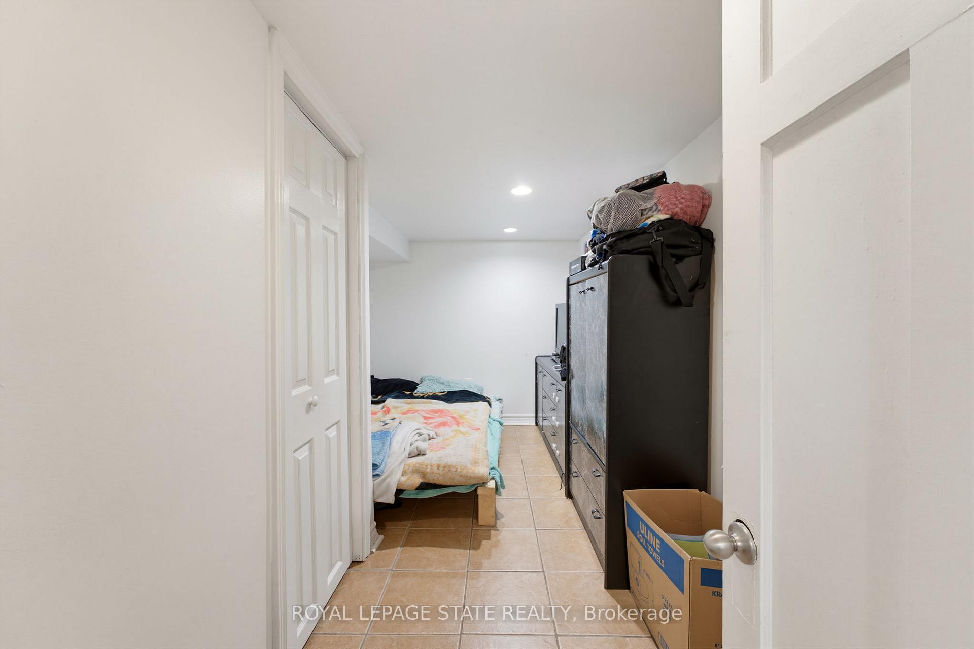 Photo 20 of 113 Wentworth Street S, Hamilton, Stinson — HOMEH