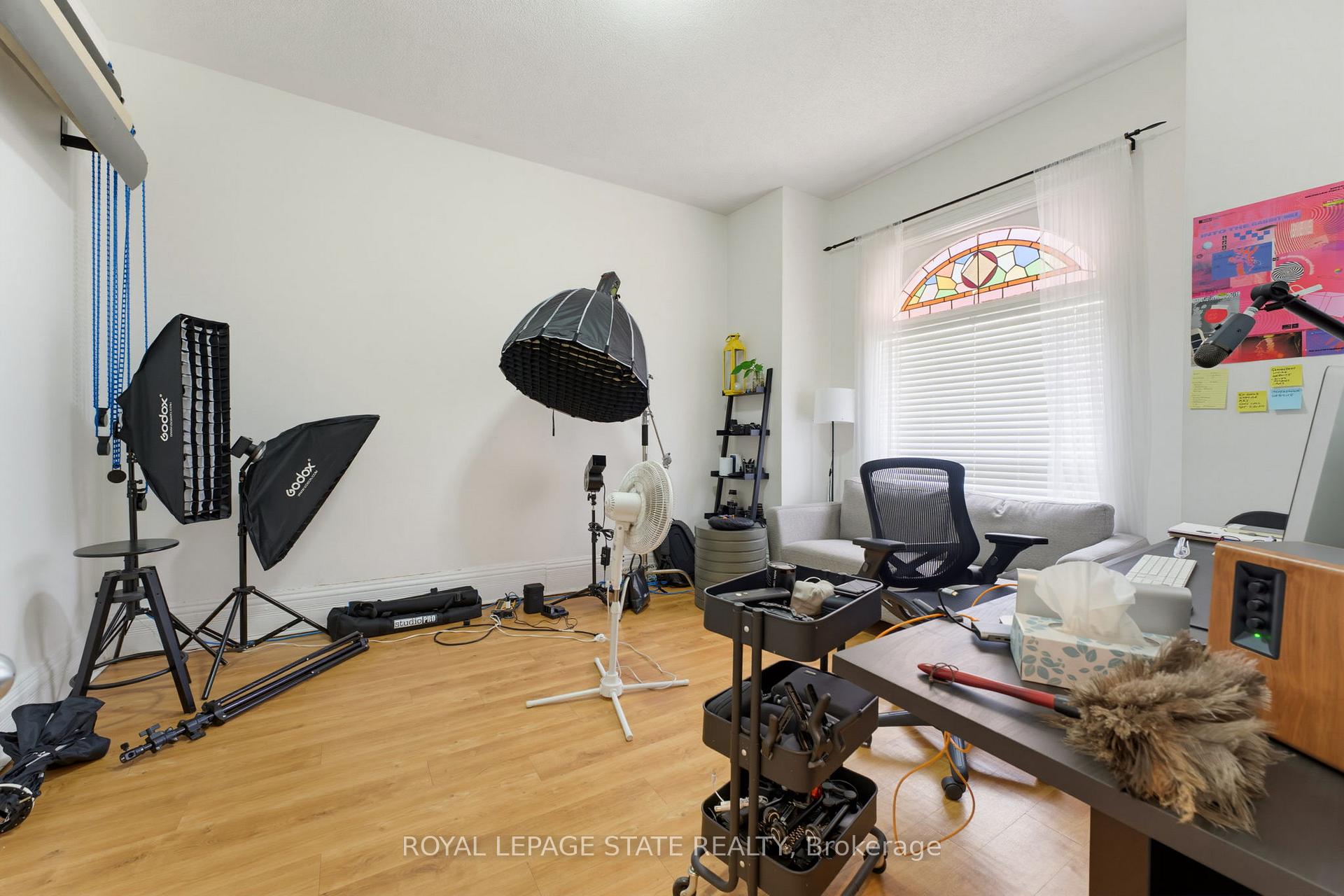 Photo 32 of 113 Wentworth Street S, Hamilton, Stinson — HOMEH