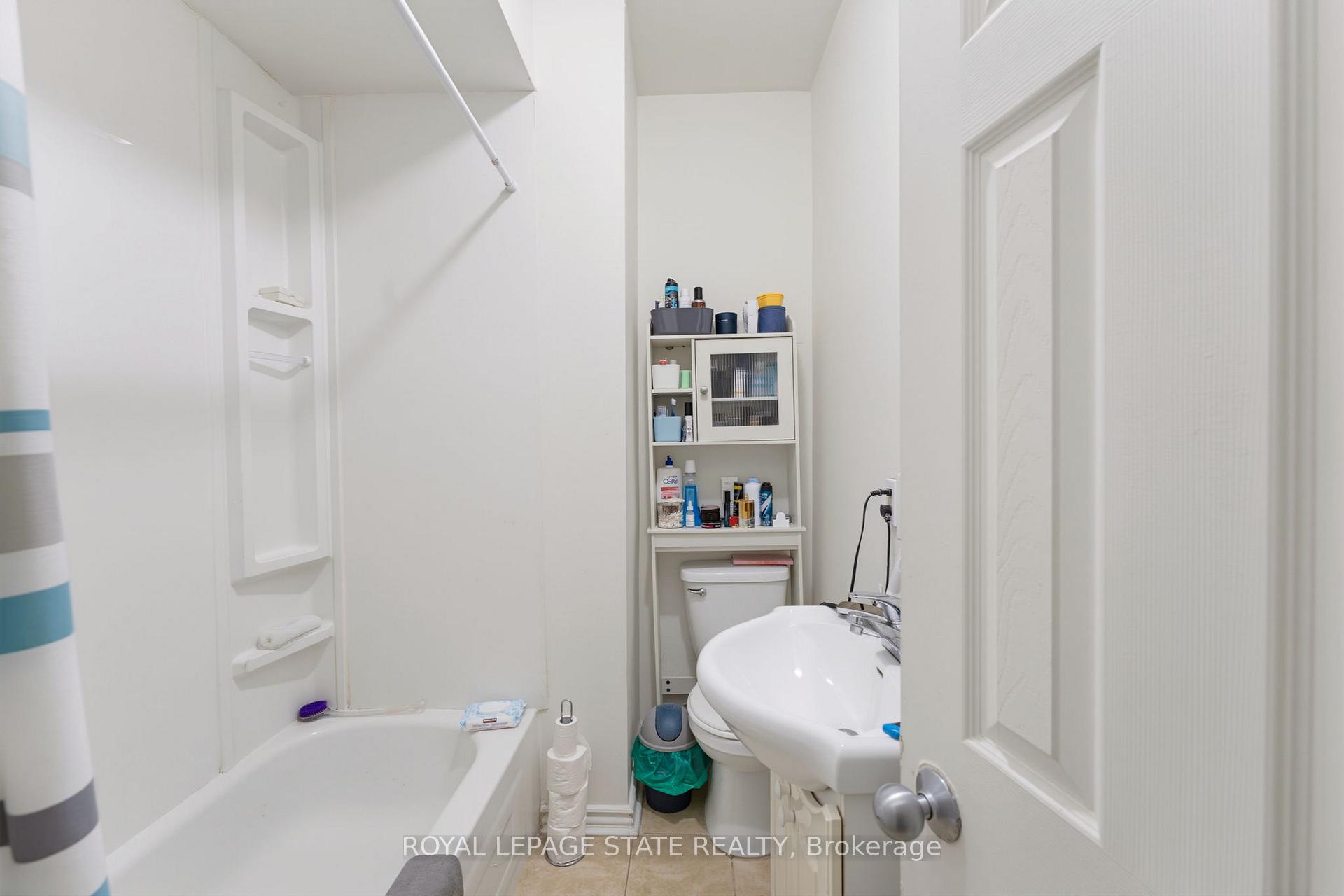 Photo 33 of 113 Wentworth Street S, Hamilton, Stinson — HOMEH