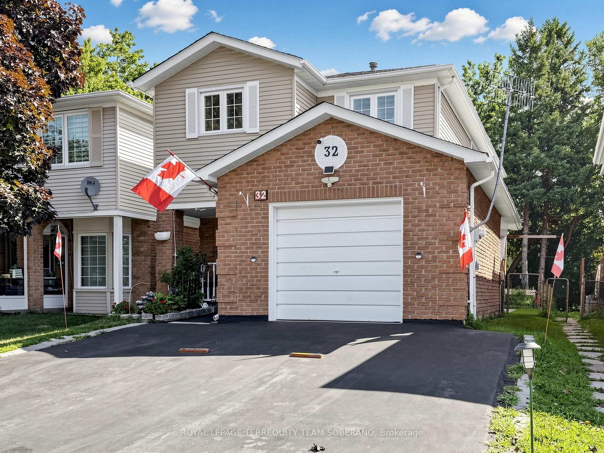 Photo 2 of 32 Rotary Drive, Scarborough, Rouge — HOMEH