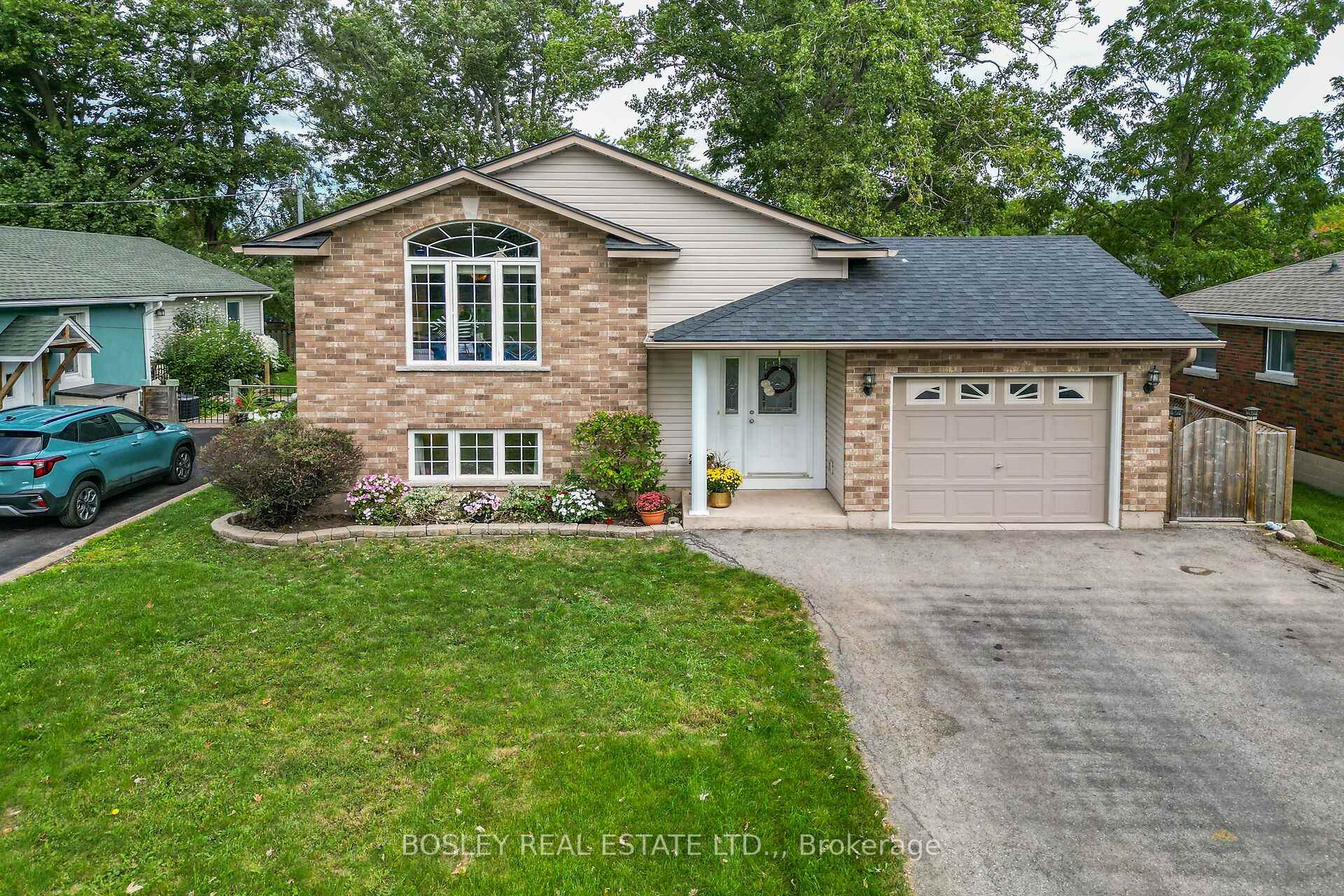 Photo of 3772 Elm Street