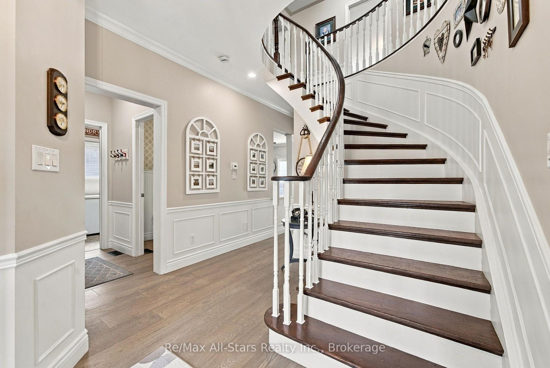 Photo 6 of 110 Hammond Street, Clarington, Bowmanville — HOMEH