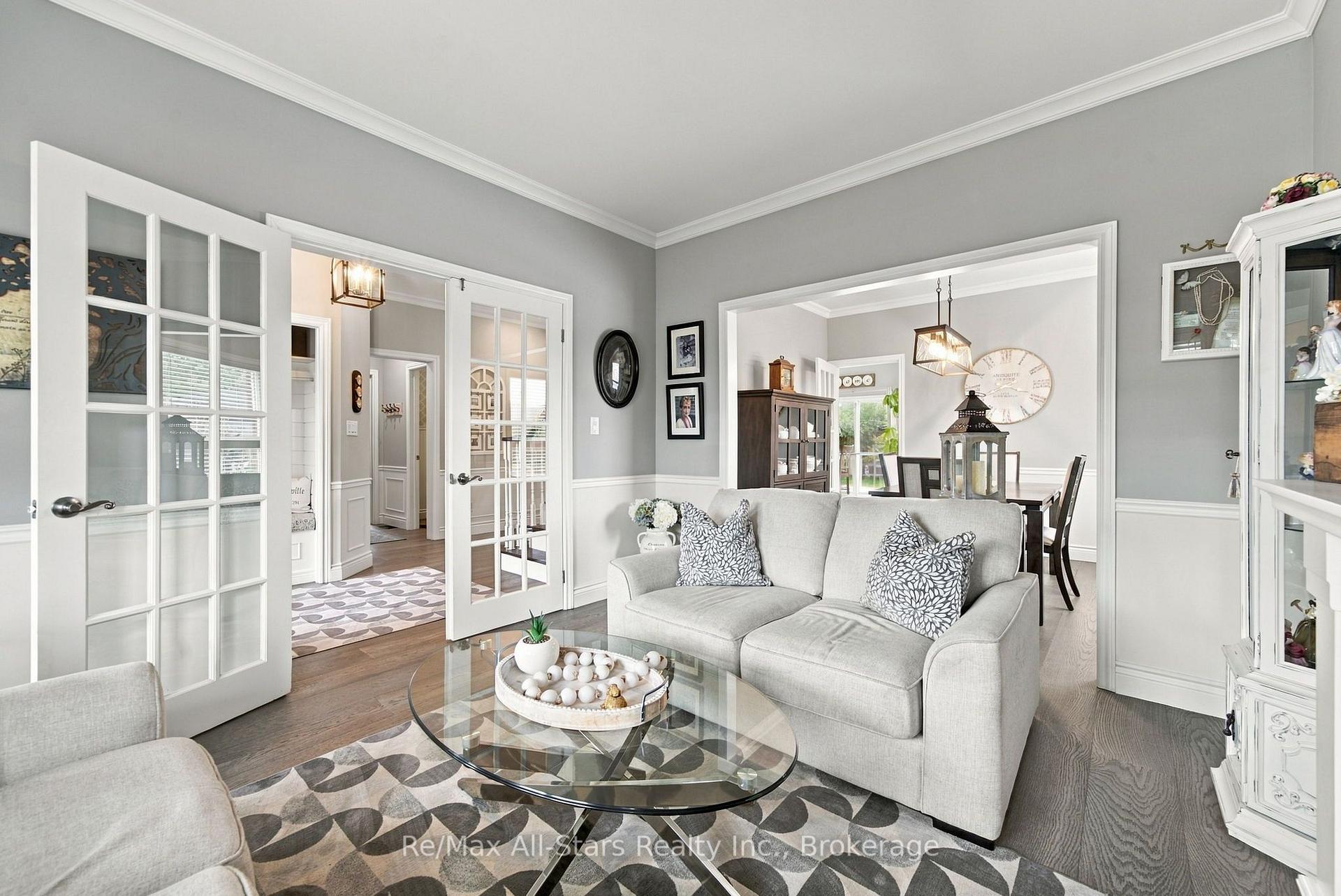 Photo 9 of 110 Hammond Street, Clarington, Bowmanville — HOMEH