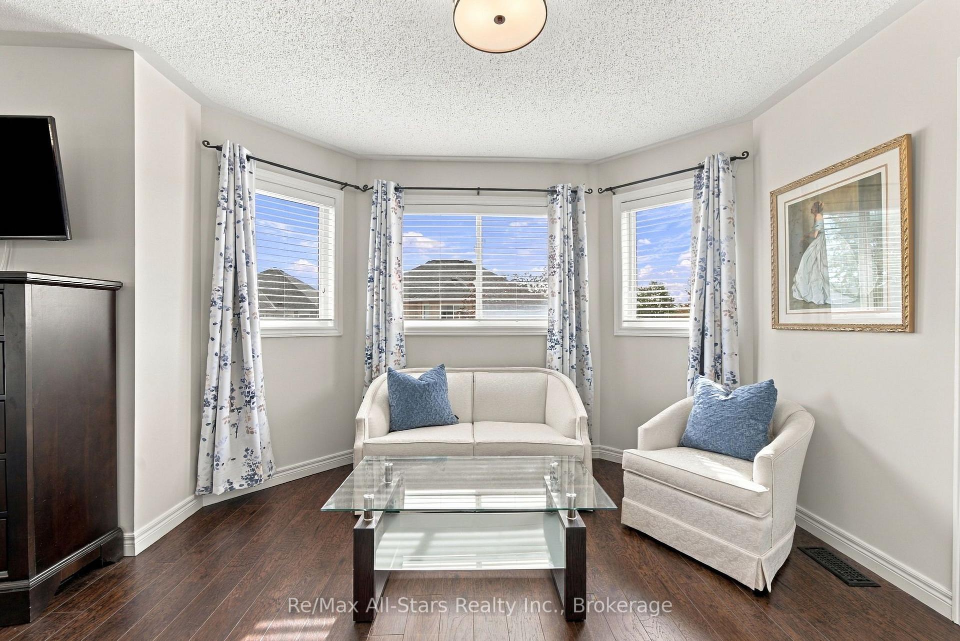 Photo 18 of 110 Hammond Street, Clarington, Bowmanville — HOMEH