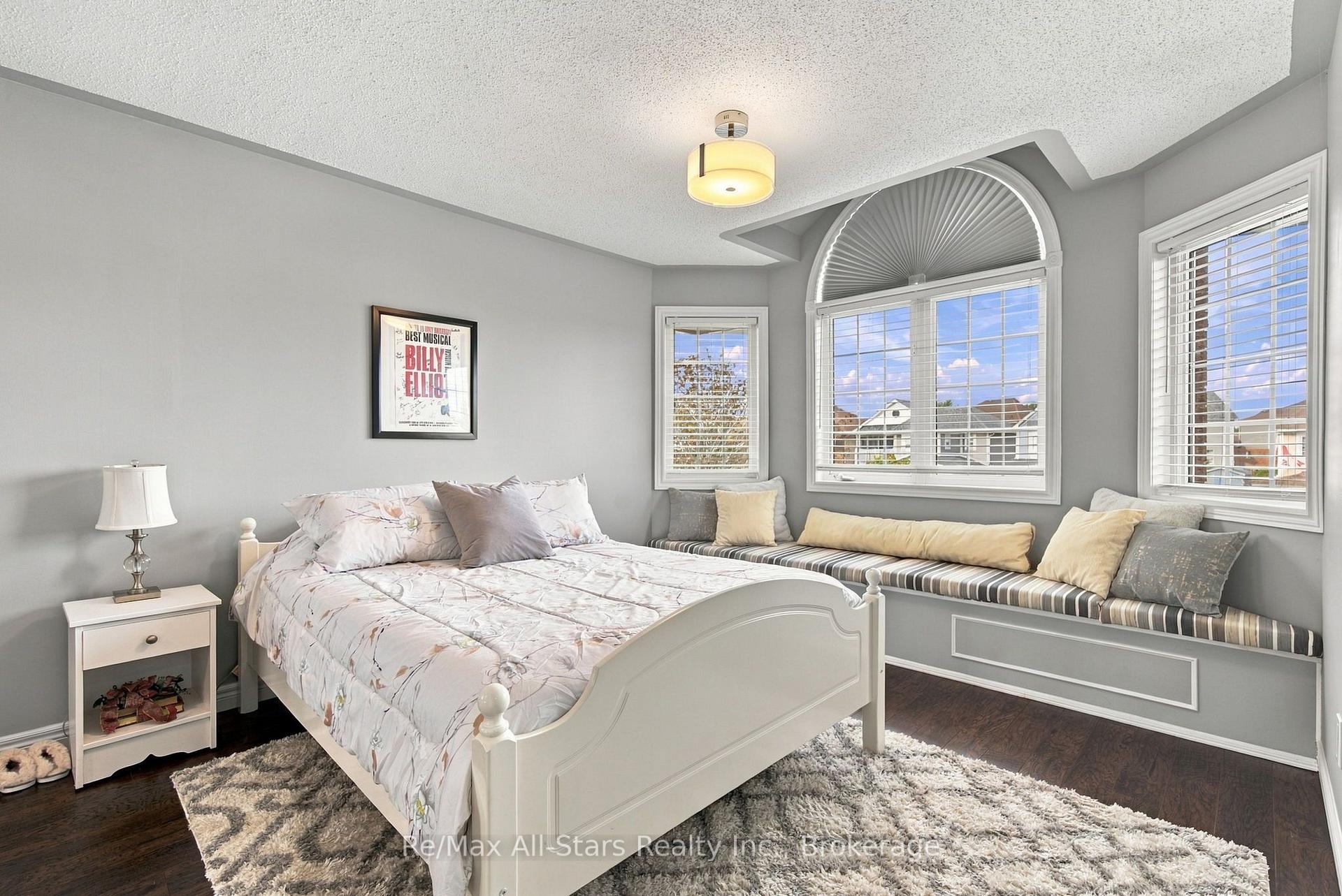 Photo 20 of 110 Hammond Street, Clarington, Bowmanville — HOMEH