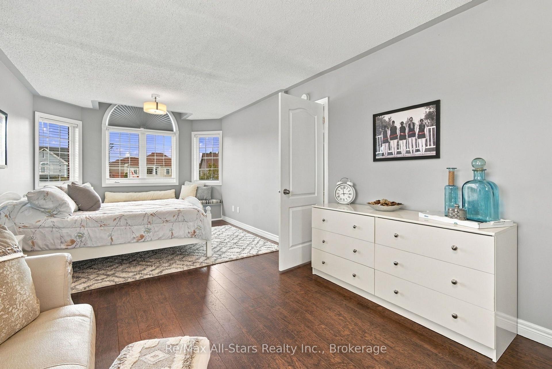 Photo 22 of 110 Hammond Street, Clarington, Bowmanville — HOMEH