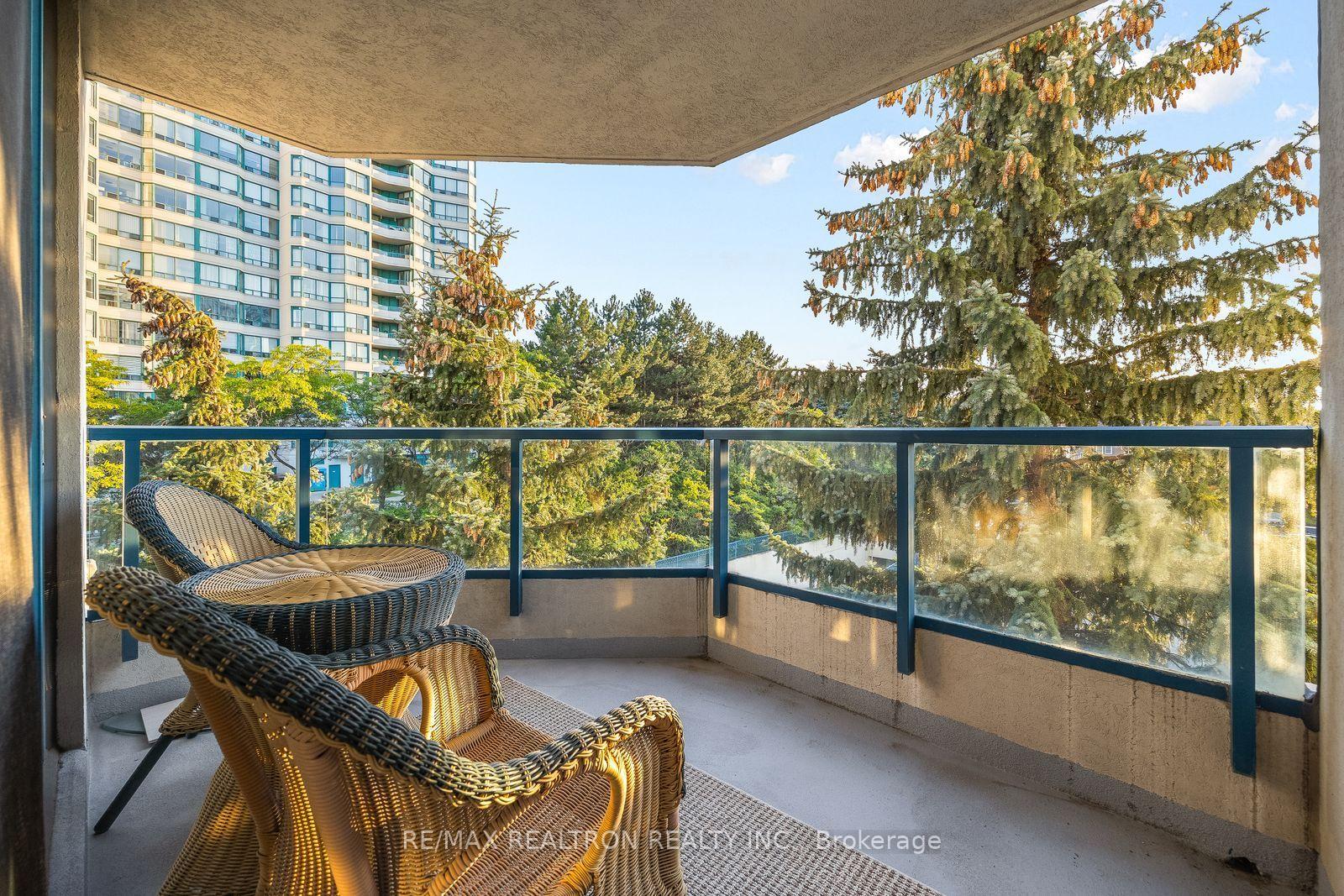 Photo 17 of Unit 510, 7300 Yonge Street, Vaughan, Crestwood-Springfarm-Yorkhill — HOMEH