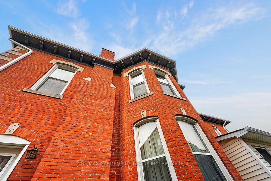 Photo 45 of 91 Main Street E, Grimsby, Grimsby East — HOMEH