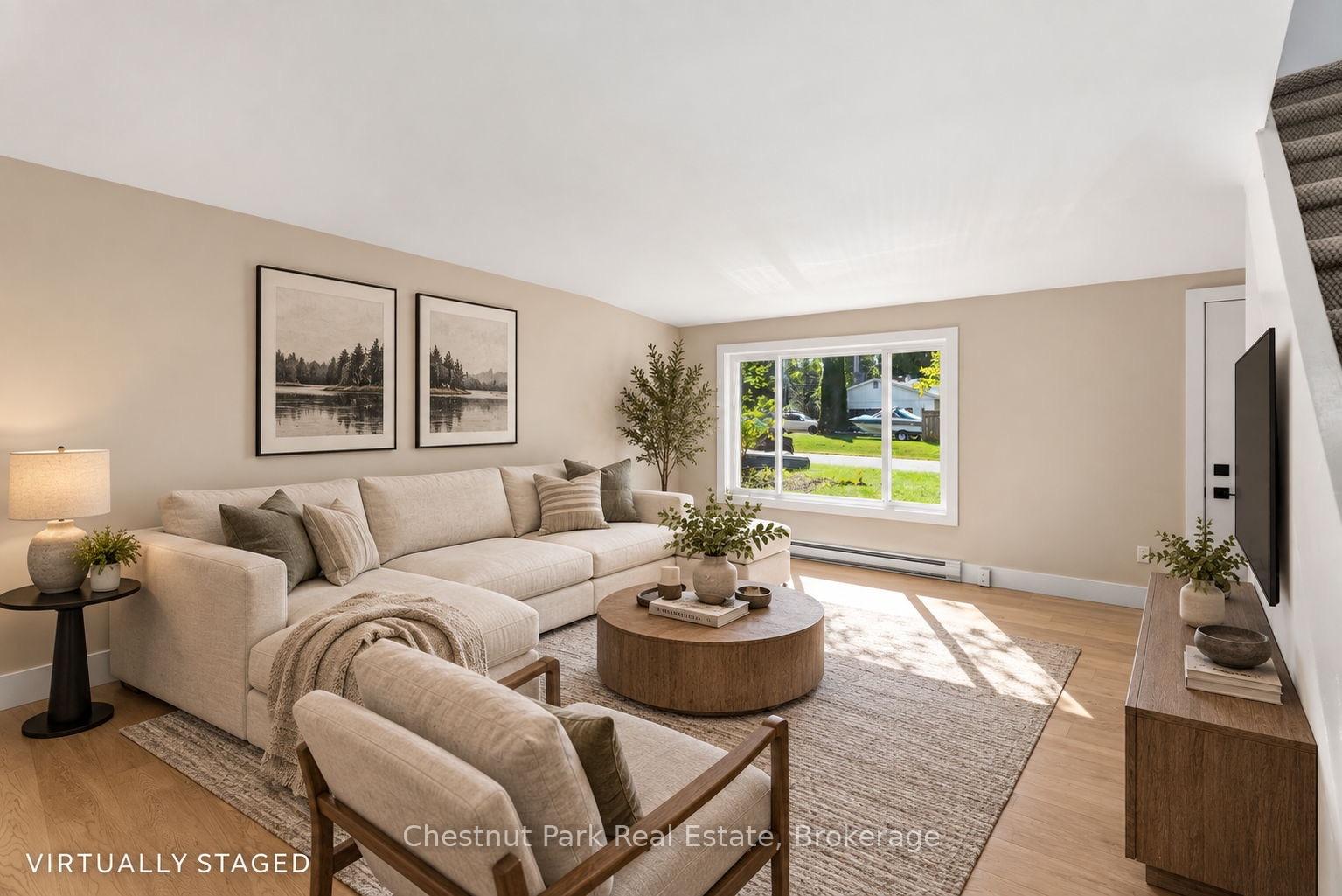 Photo 11 of 430 Farquhar Street, Gravenhurst, Muskoka (S) — HOMEH