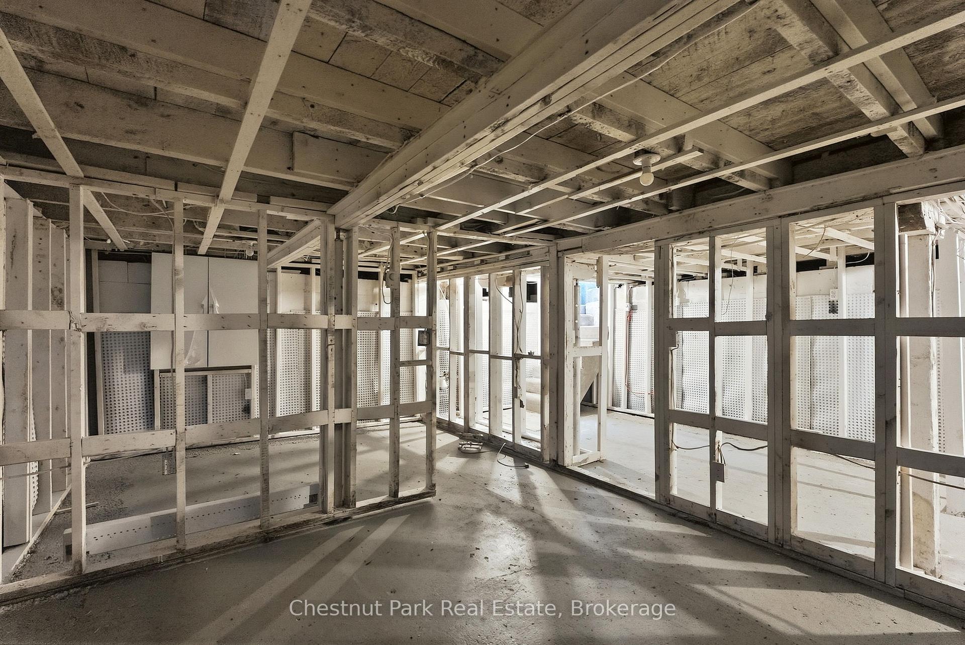 Photo 23 of 430 Farquhar Street, Gravenhurst, Muskoka (S) — HOMEH