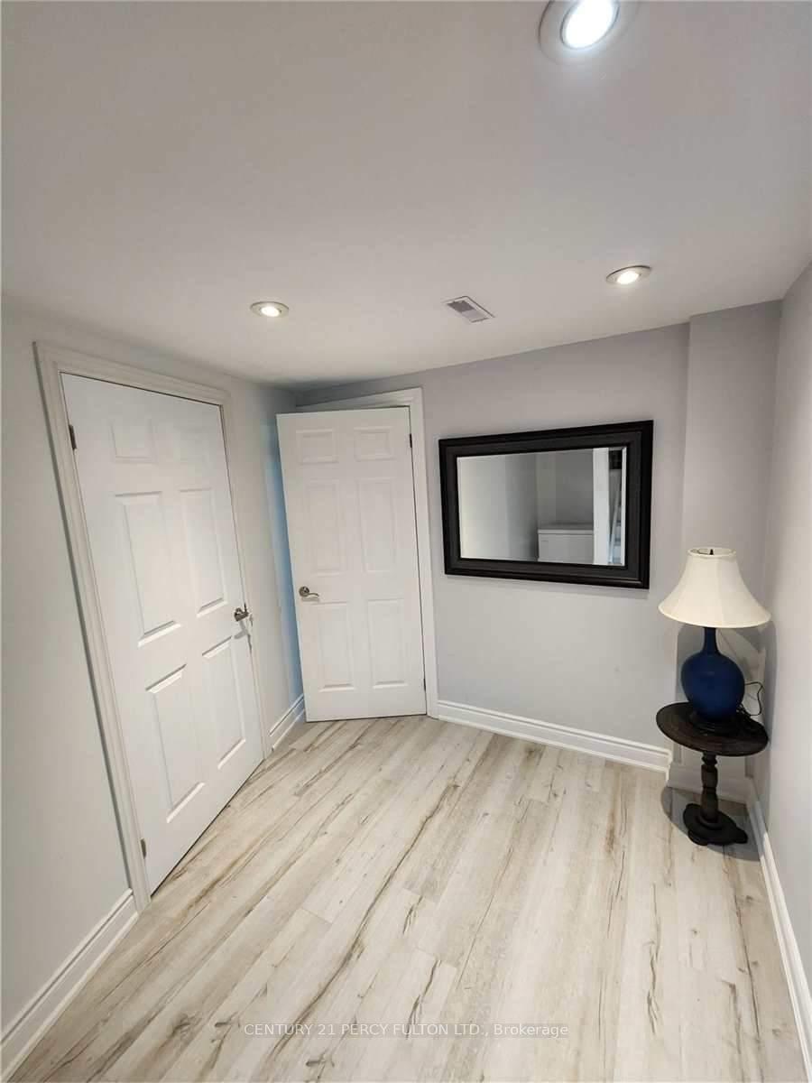 Photo 9 of Unit Bsmt, 35 Ashland Crescent, Markham, Sherwood-Amberglen — HOMEH