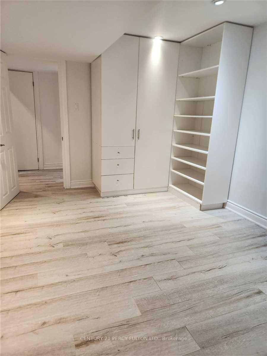 Photo 11 of Unit Bsmt, 35 Ashland Crescent, Markham, Sherwood-Amberglen — HOMEH