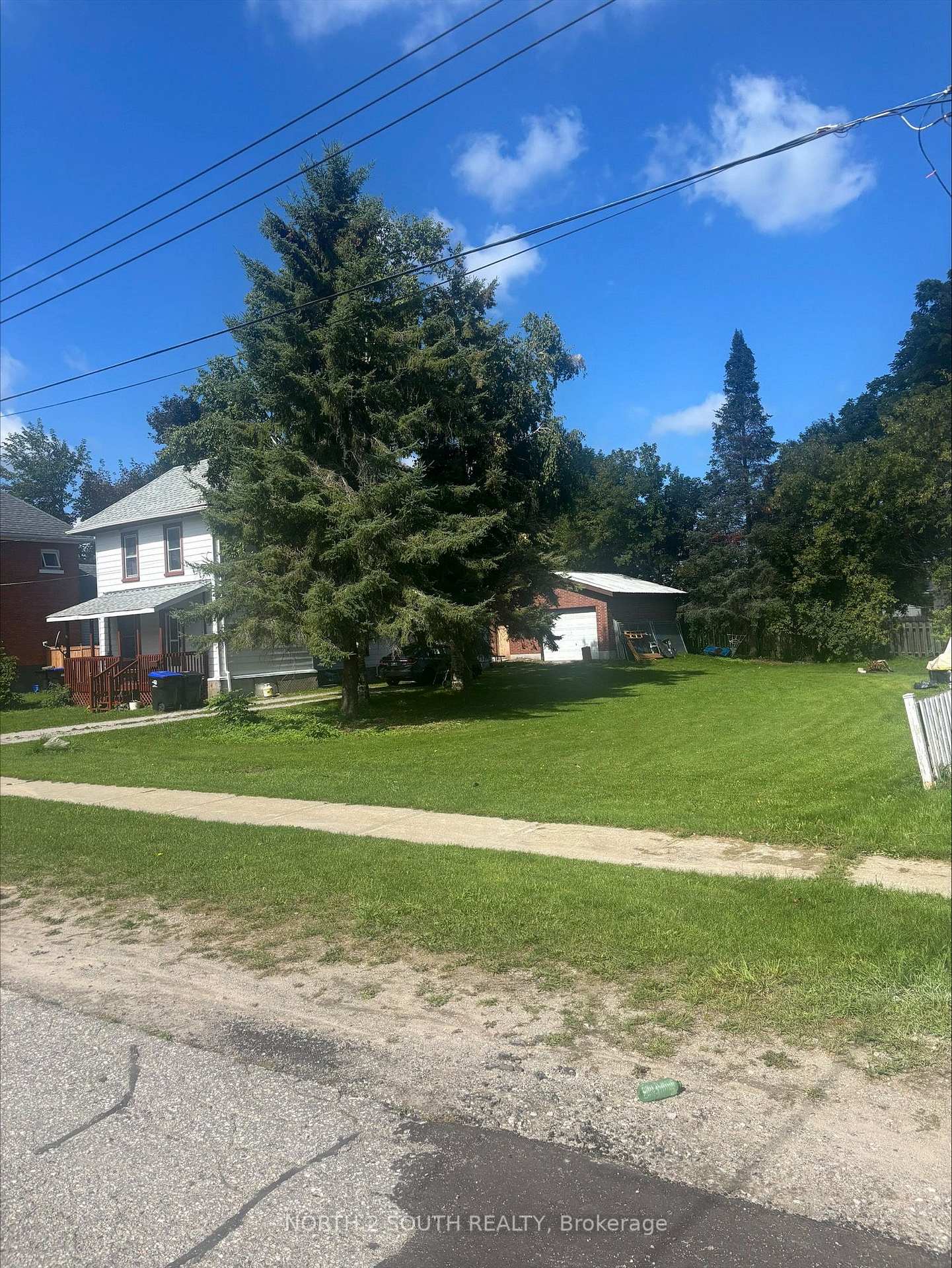 Photo of 242 Barnett Avenue