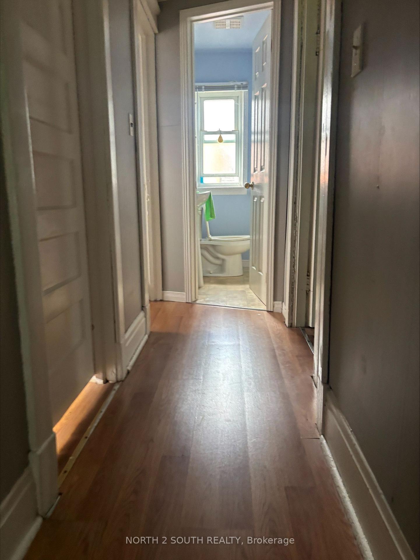 Photo 9 of 242 Barnett Avenue, Midland — HOMEH