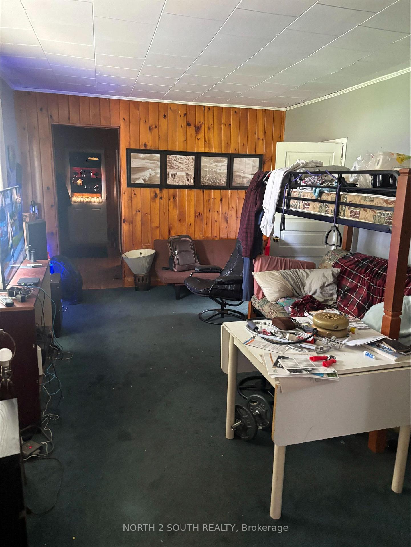 Photo 13 of 242 Barnett Avenue, Midland — HOMEH