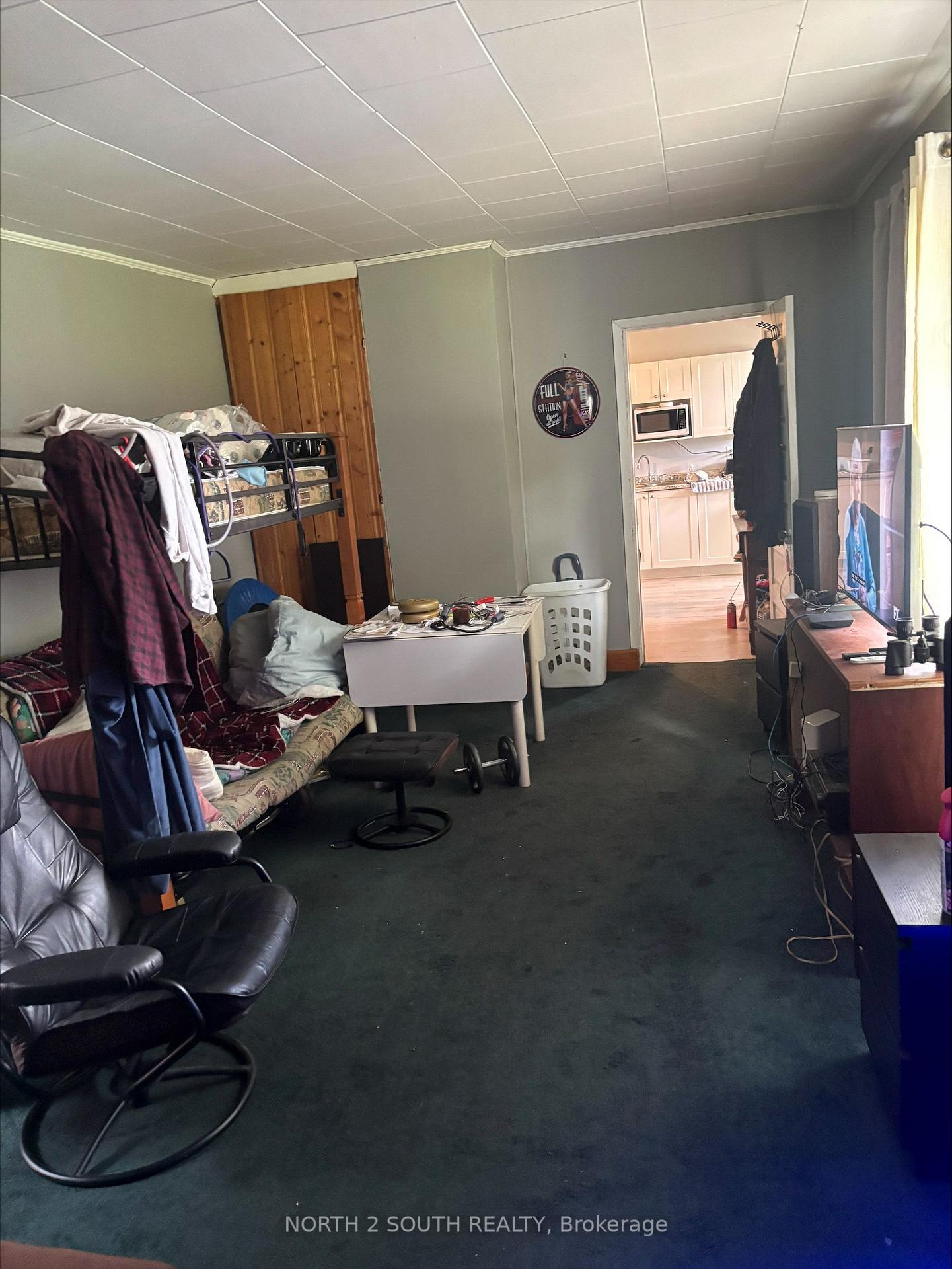 Photo 14 of 242 Barnett Avenue, Midland — HOMEH