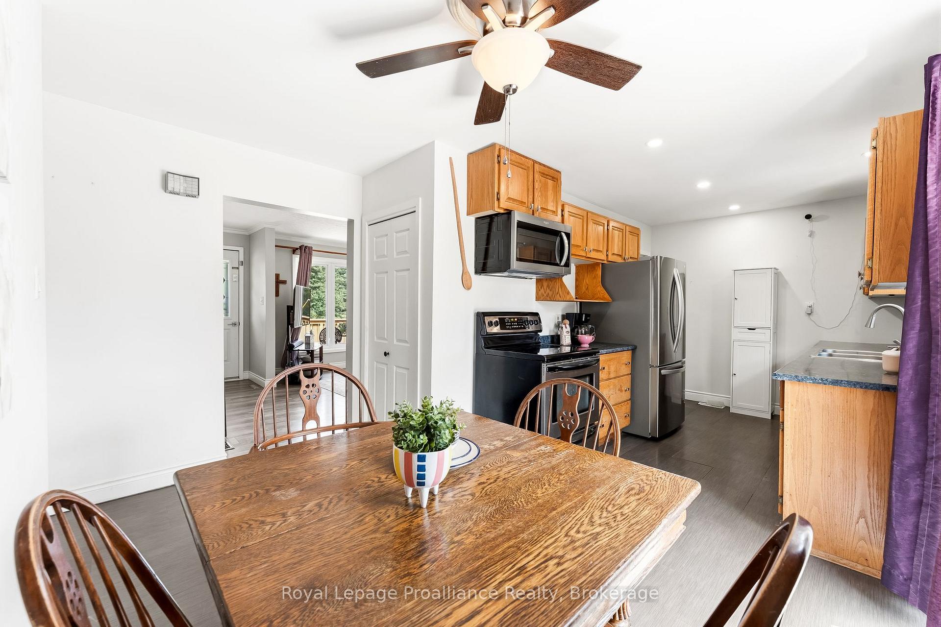 Photo 12 of 110 Ontario Street, Brighton, Rural Brighton — HOMEH