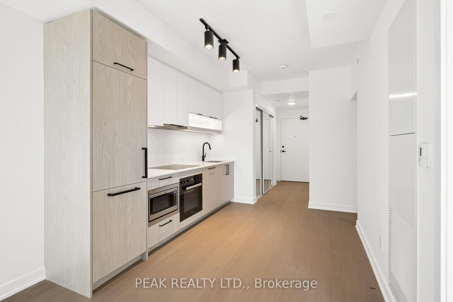 Photo 5 of Unit 1803, 91 Montclair Avenue, Toronto, Forest Hill South — HOMEH