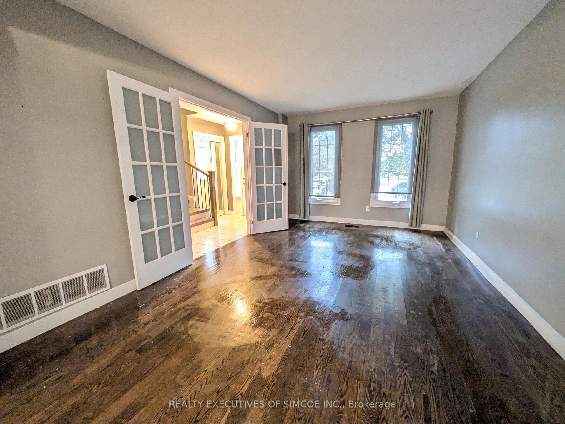 Photo 12 of 75 James Street, Barrie, Ardagh — HOMEH