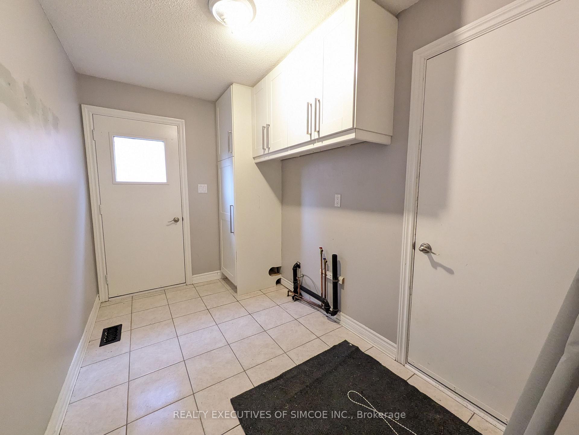 Photo 16 of 75 James Street, Barrie, Ardagh — HOMEH