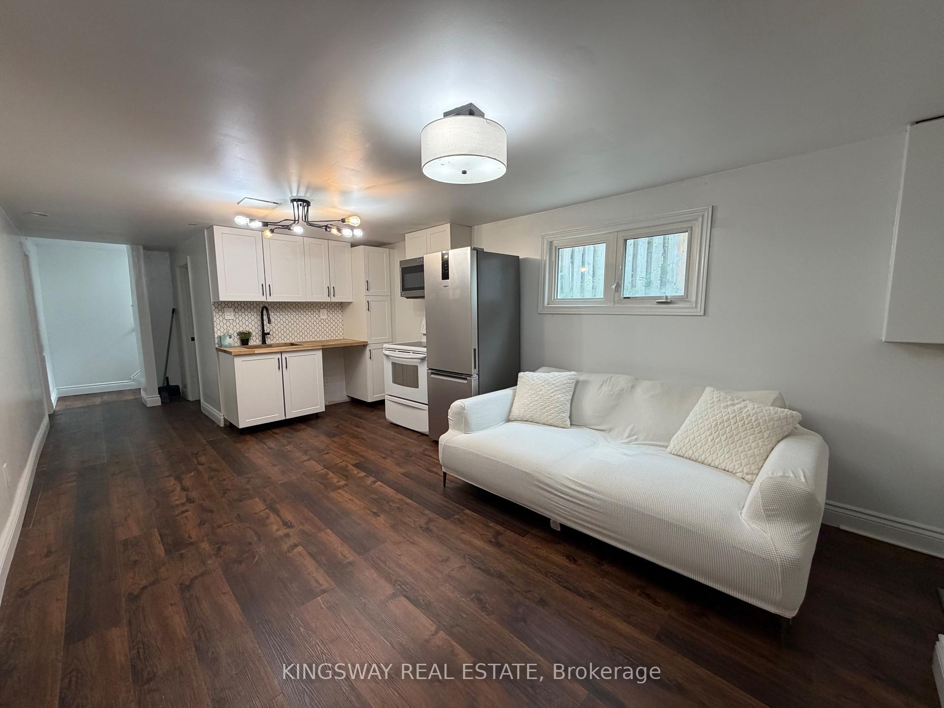 Photo 4 of Unit Lower Level, 323 Montego Rd., Mississauga, Cooksville — HOMEH