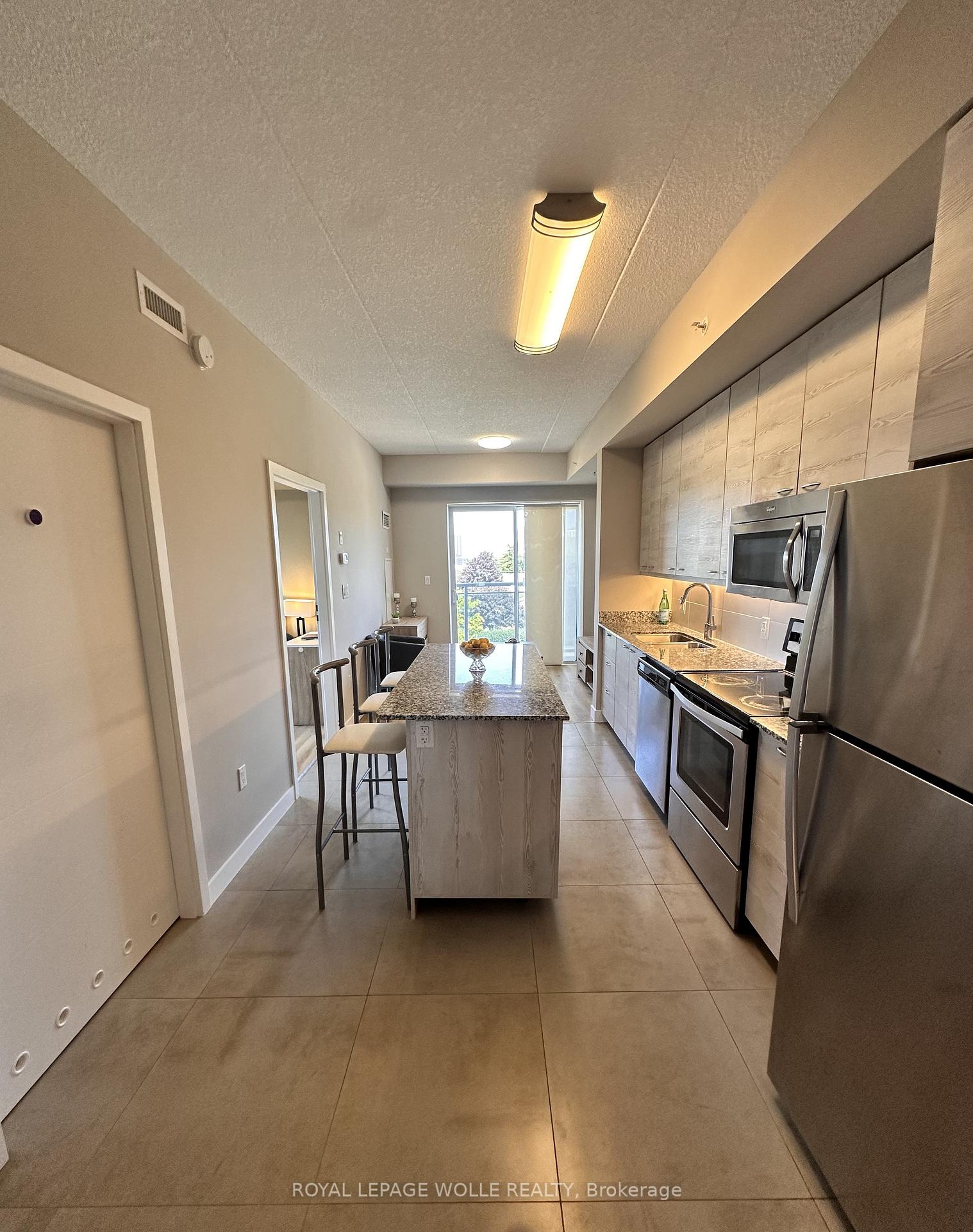 Photo 6 of Unit 404, 280 Lester Street, Waterloo, Beechwood/University — HOMEH