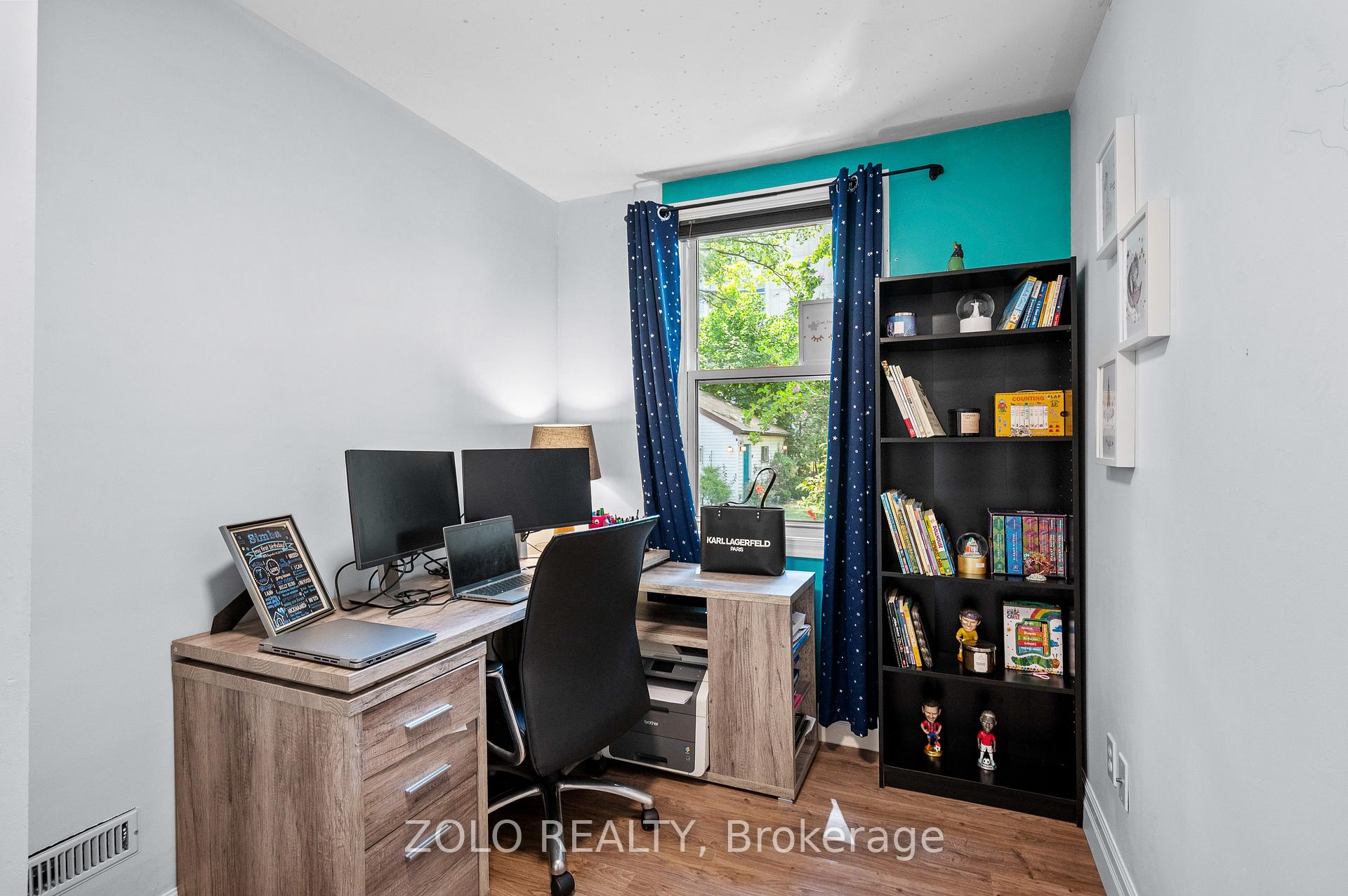 Photo 17 of 442 Queen Mary Drive, Oakville, Queen Elizabeth — HOMEH