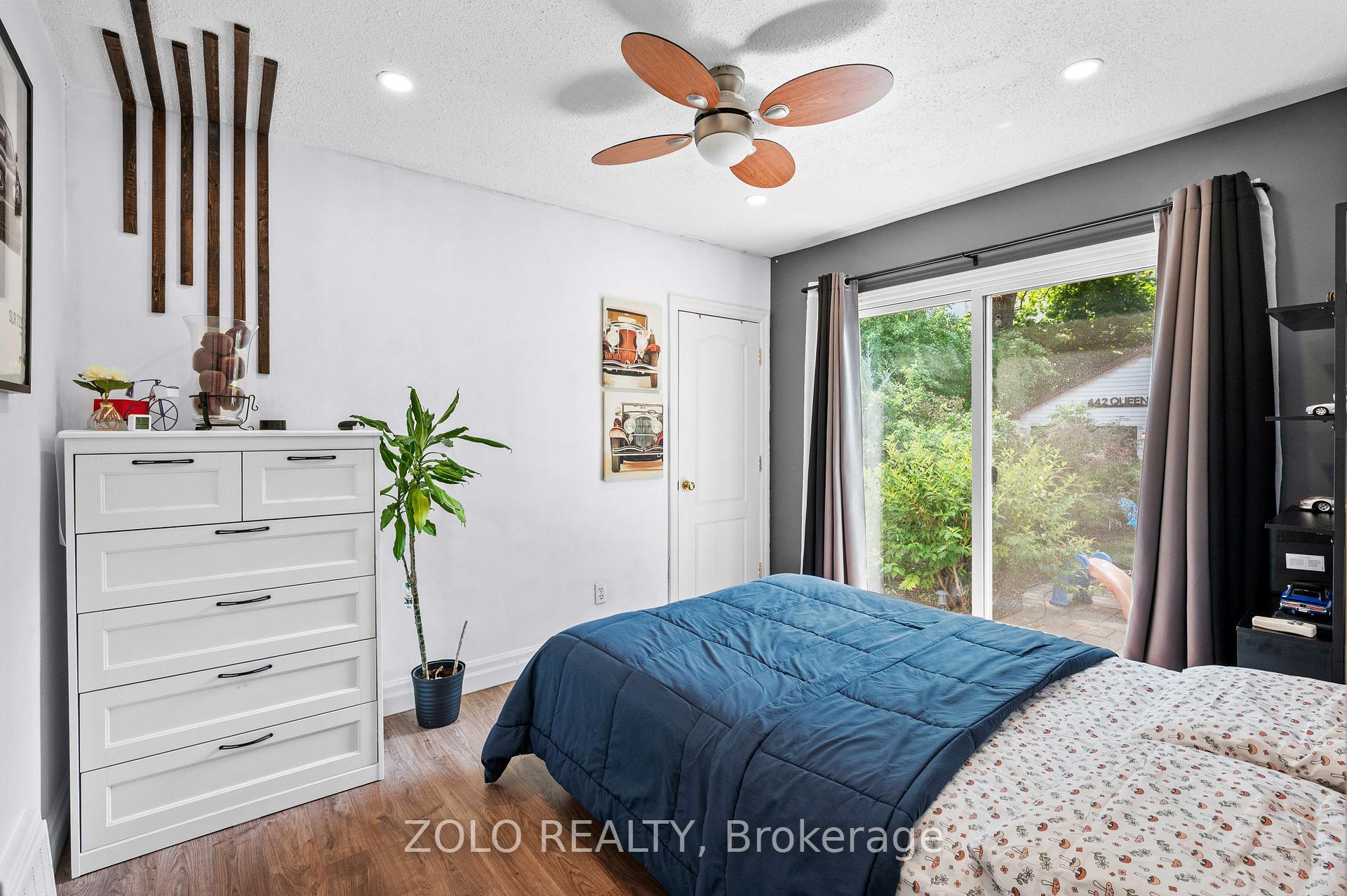 Photo 18 of 442 Queen Mary Drive, Oakville, Queen Elizabeth — HOMEH