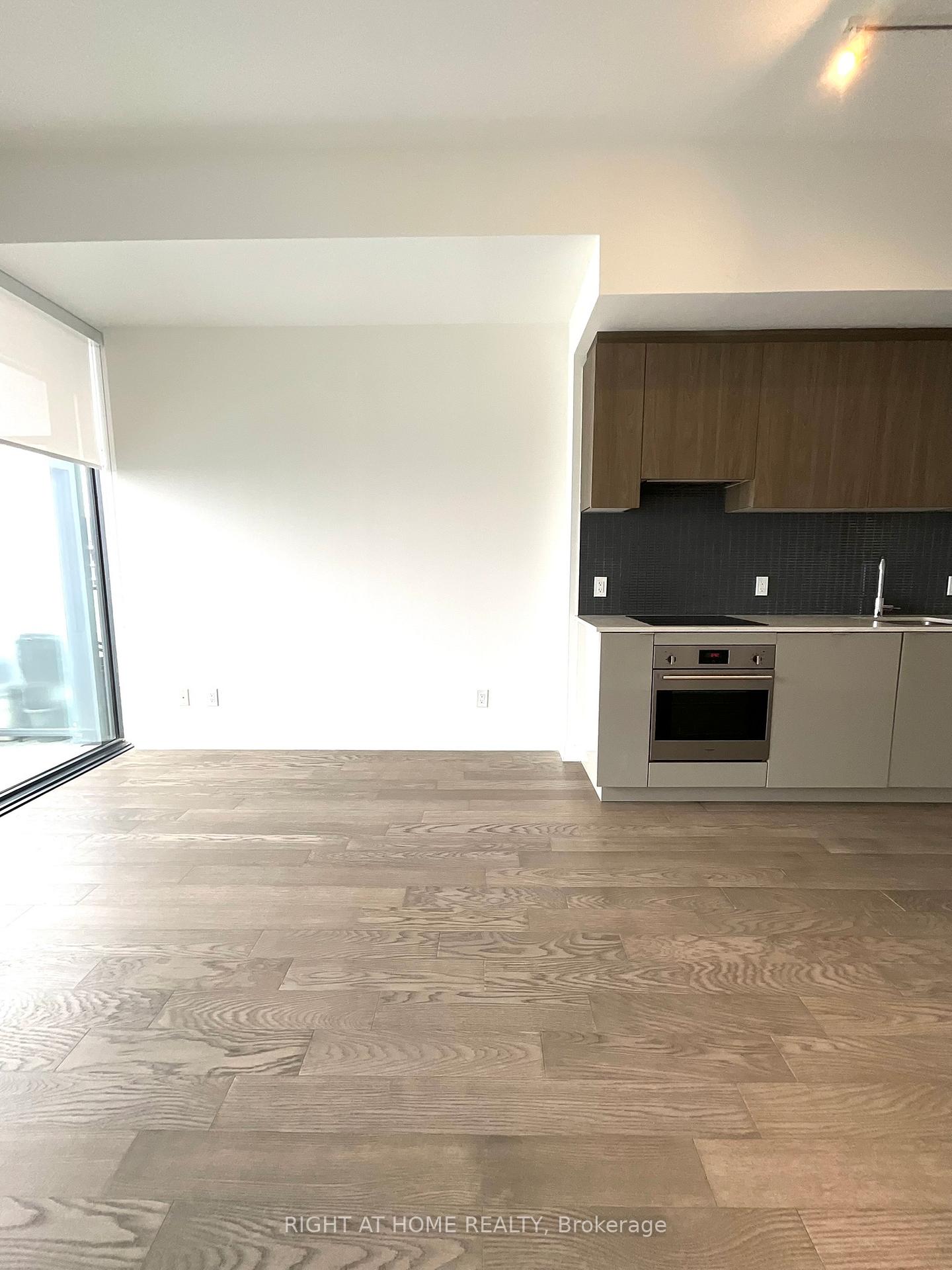 Photo 35 of Unit 4311, 161 Roehampton Avenue, Toronto, Mount Pleasant West — HOMEH