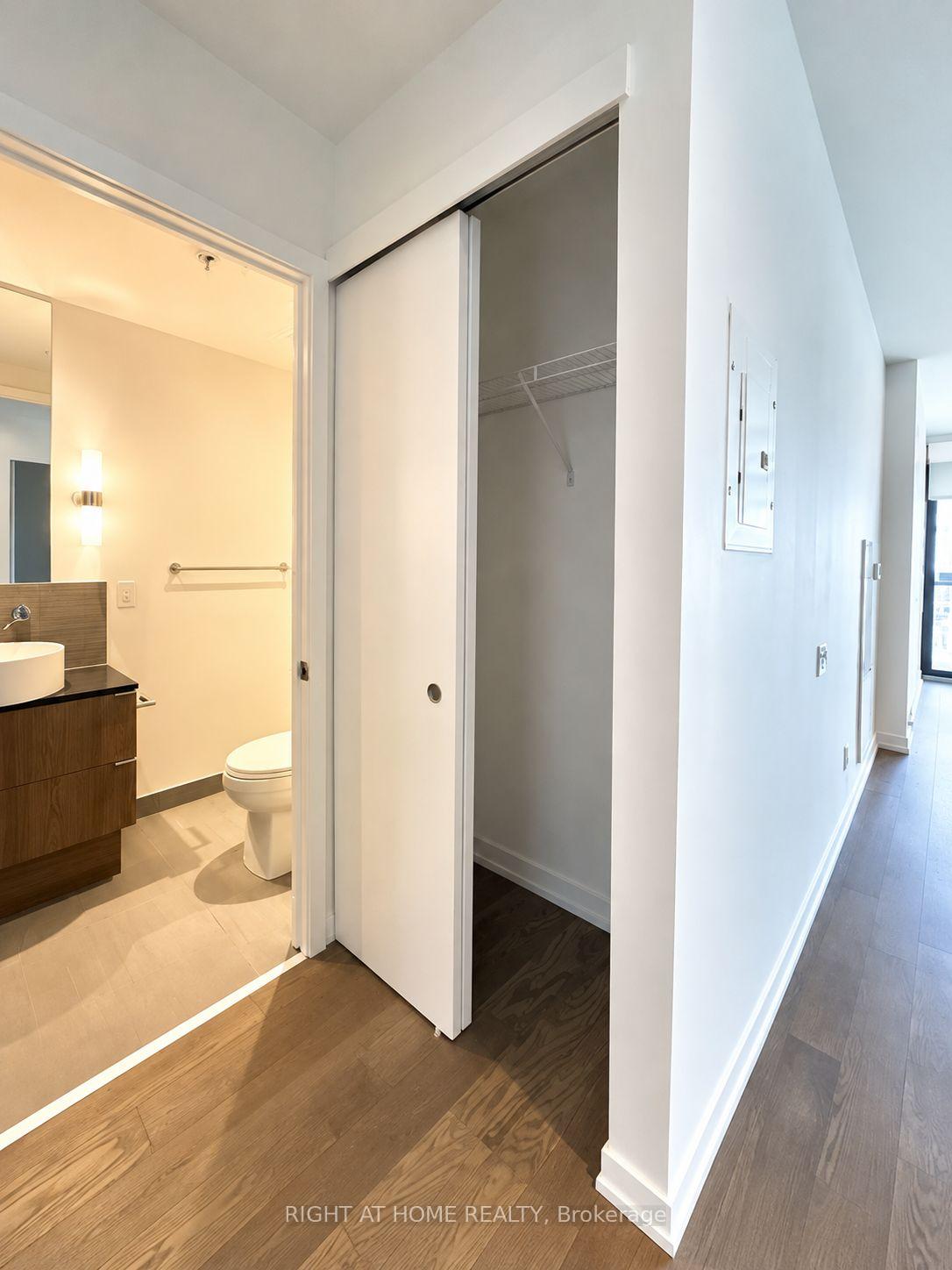 Photo 26 of Unit 4311, 161 Roehampton Avenue, Toronto, Mount Pleasant West — HOMEH