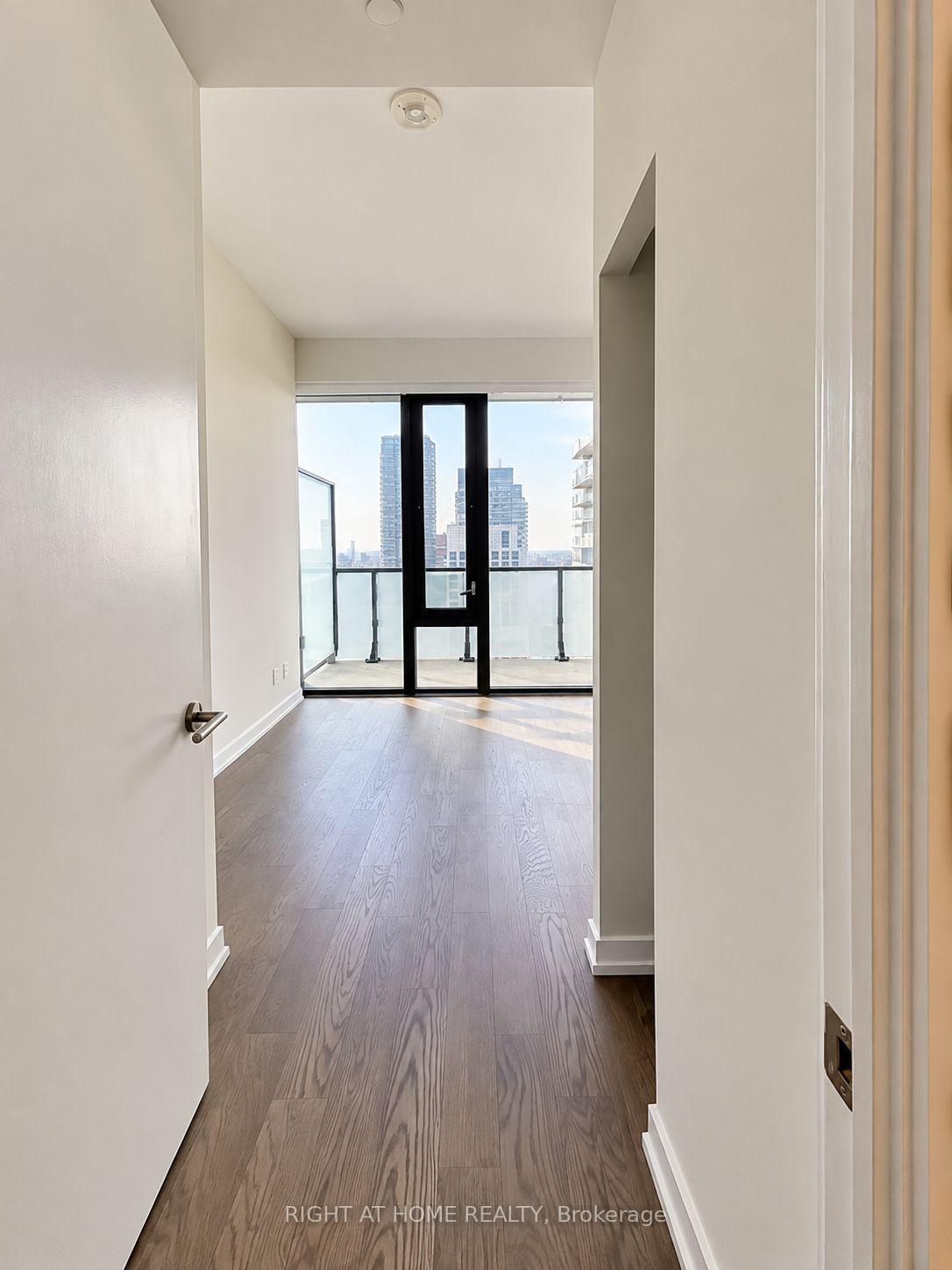 Photo 32 of Unit 4311, 161 Roehampton Avenue, Toronto, Mount Pleasant West — HOMEH