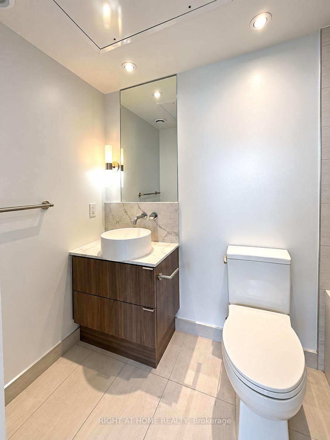 Photo 40 of Unit 4311, 161 Roehampton Avenue, Toronto, Mount Pleasant West — HOMEH