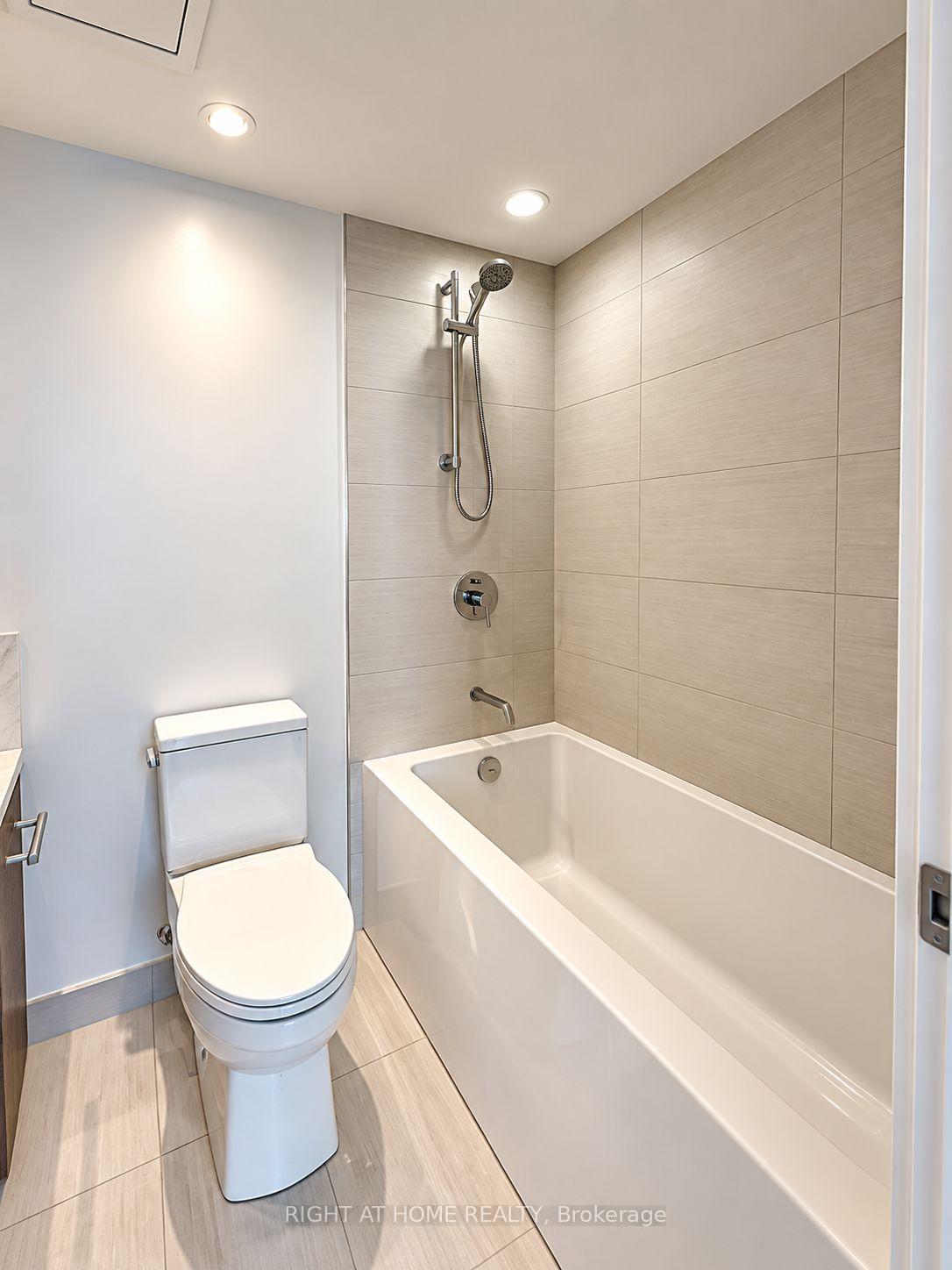 Photo 42 of Unit 4311, 161 Roehampton Avenue, Toronto, Mount Pleasant West — HOMEH