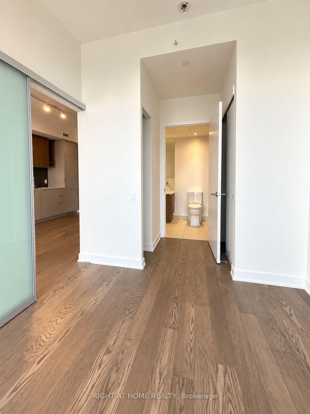 Photo 46 of Unit 4311, 161 Roehampton Avenue, Toronto, Mount Pleasant West — HOMEH