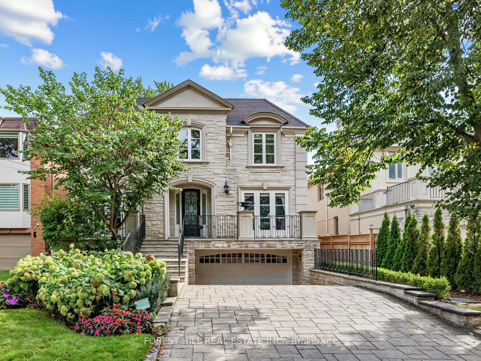 Photo 1 of 235 Hillhurst Boulevard, Toronto, Bedford Park-Nortown — HOMEH