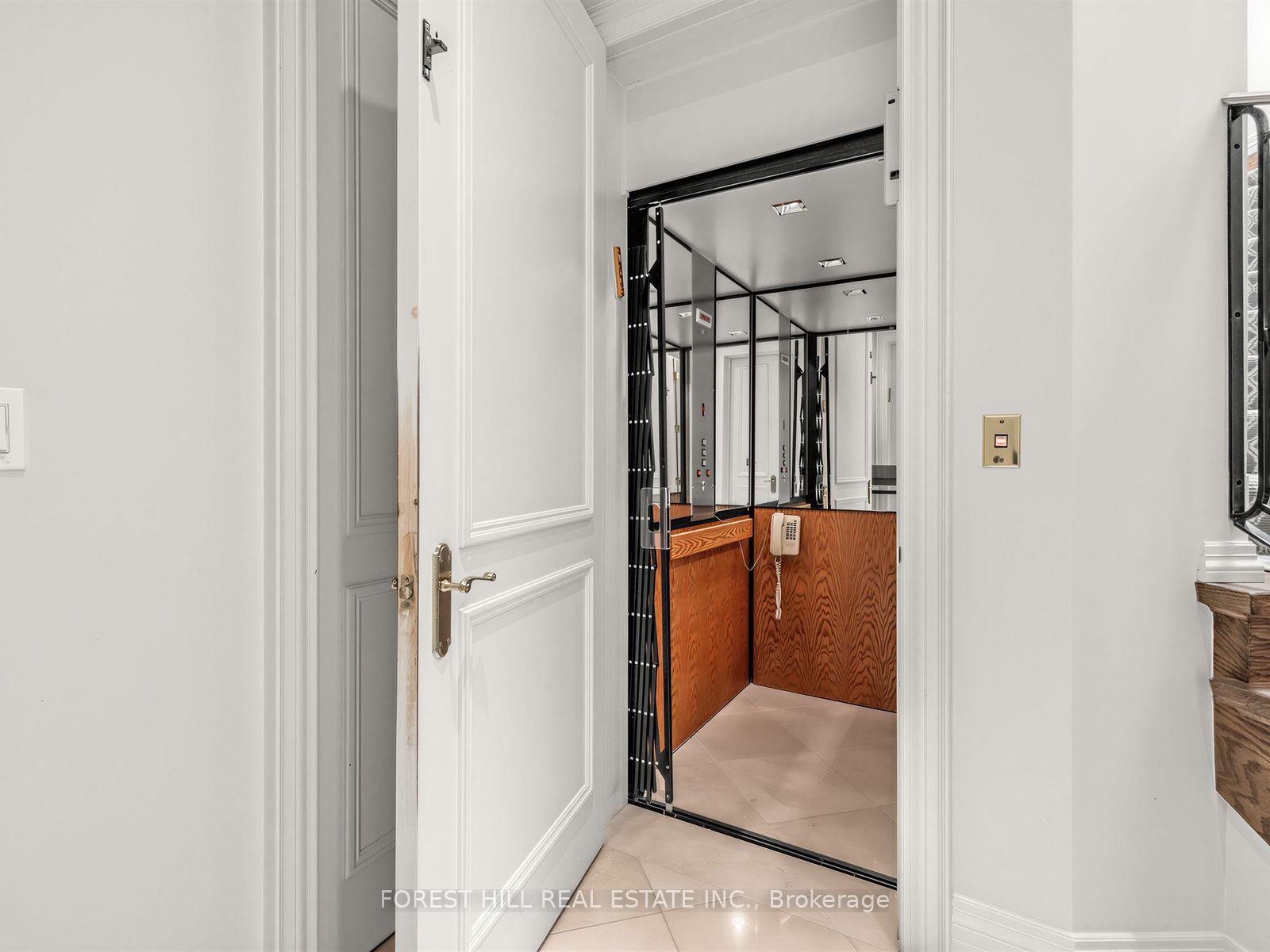 Photo 5 of 235 Hillhurst Boulevard, Toronto, Bedford Park-Nortown — HOMEH