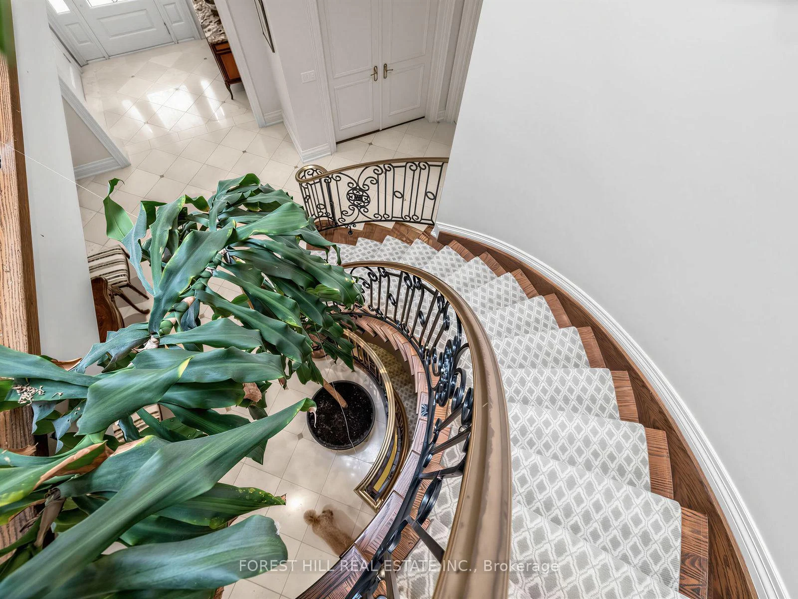 Photo 22 of 235 Hillhurst Boulevard, Toronto, Bedford Park-Nortown — HOMEH