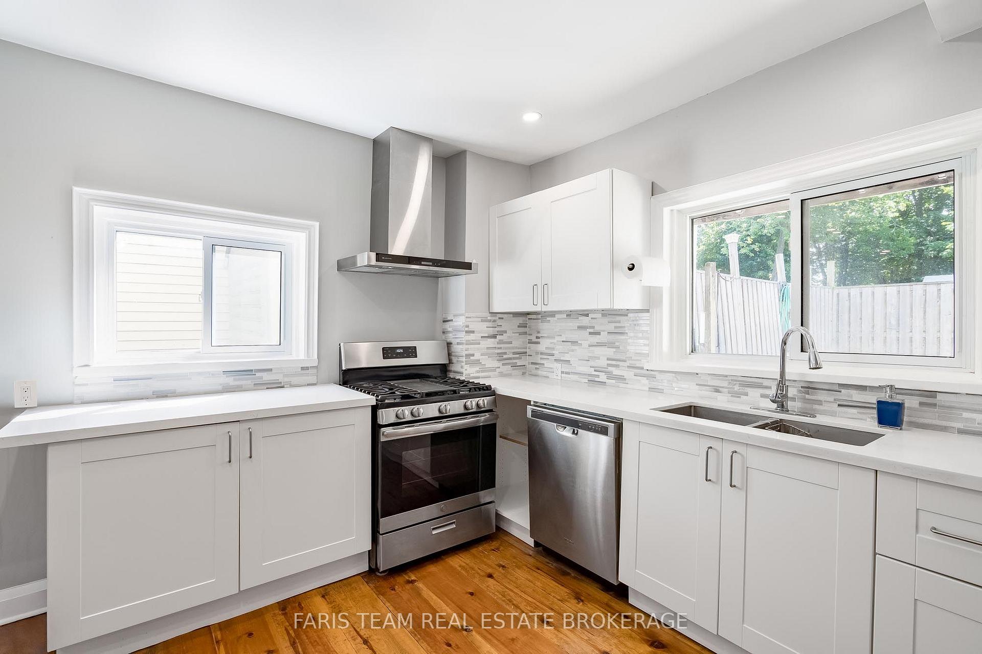 Photo 10 of 277 Gloucester Street, Midland — HOMEH