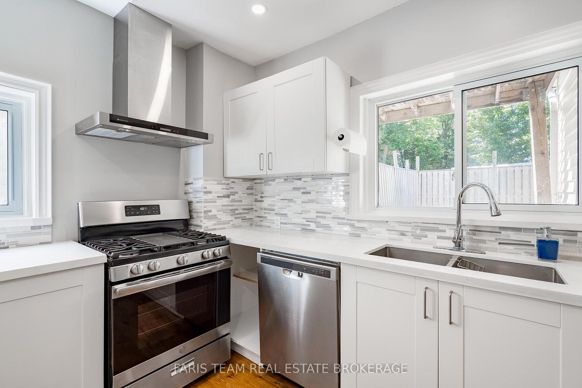 Photo 16 of 277 Gloucester Street, Midland — HOMEH