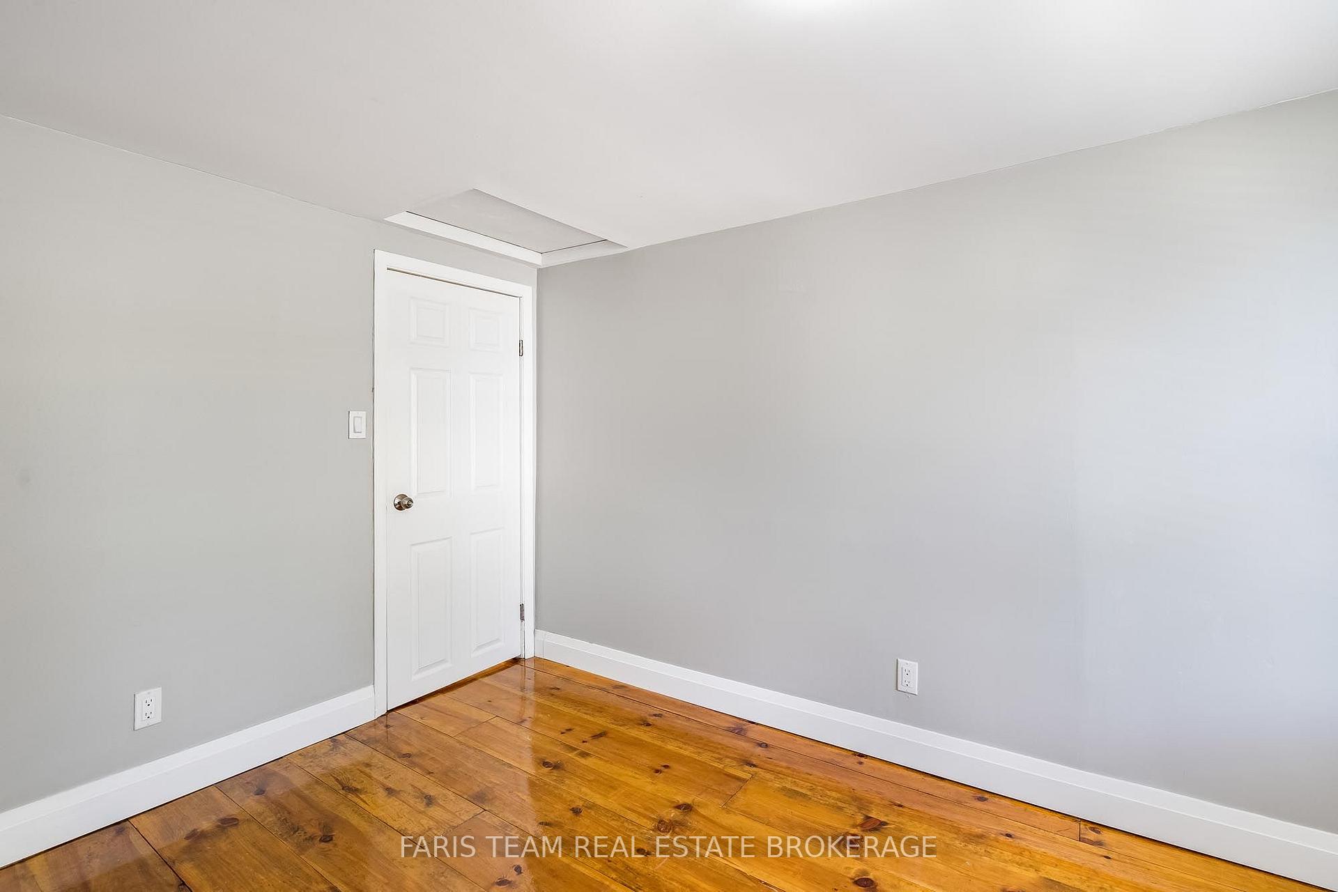 Photo 46 of 277 Gloucester Street, Midland — HOMEH
