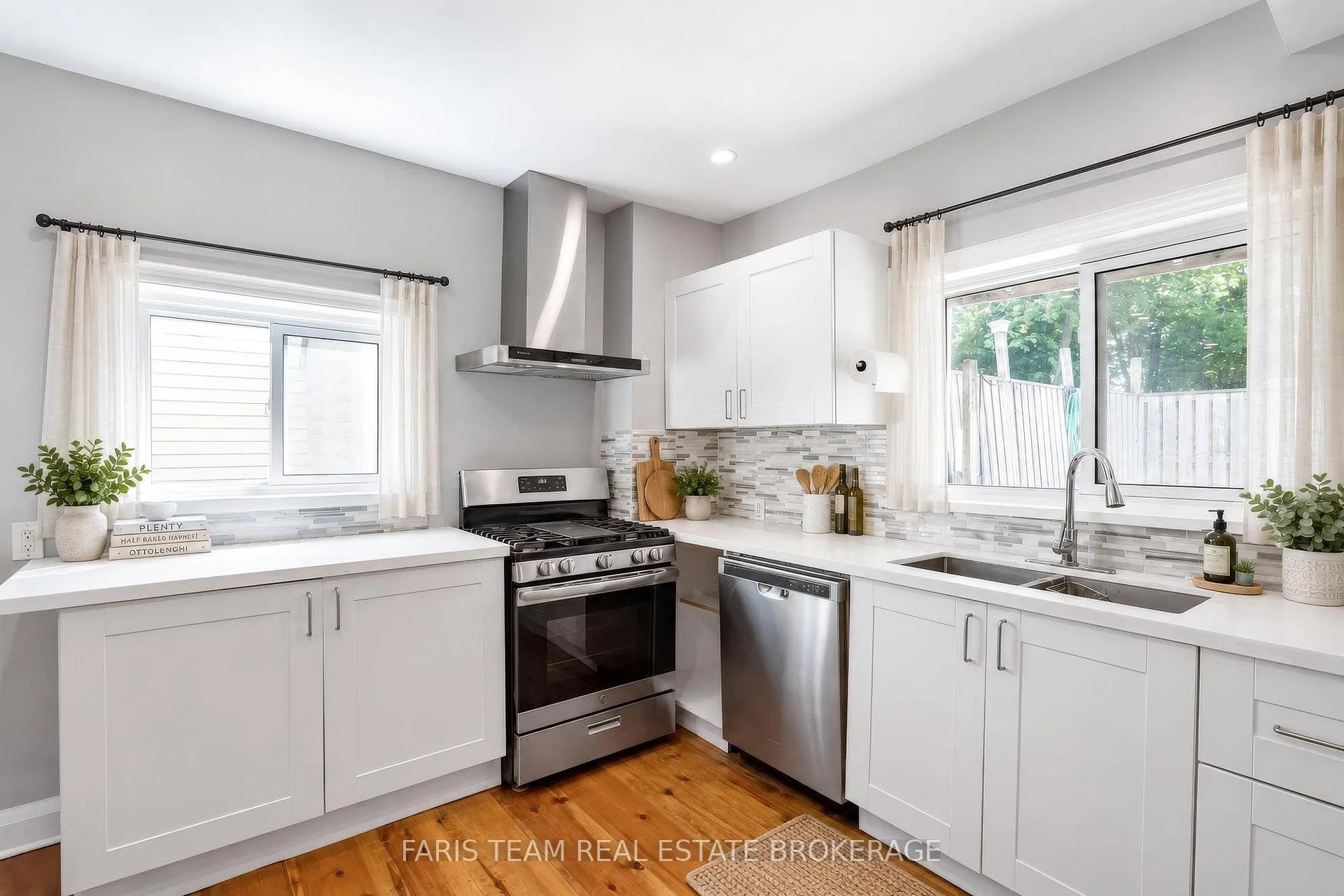 Photo 12 of 277 Gloucester Street, Midland — HOMEH