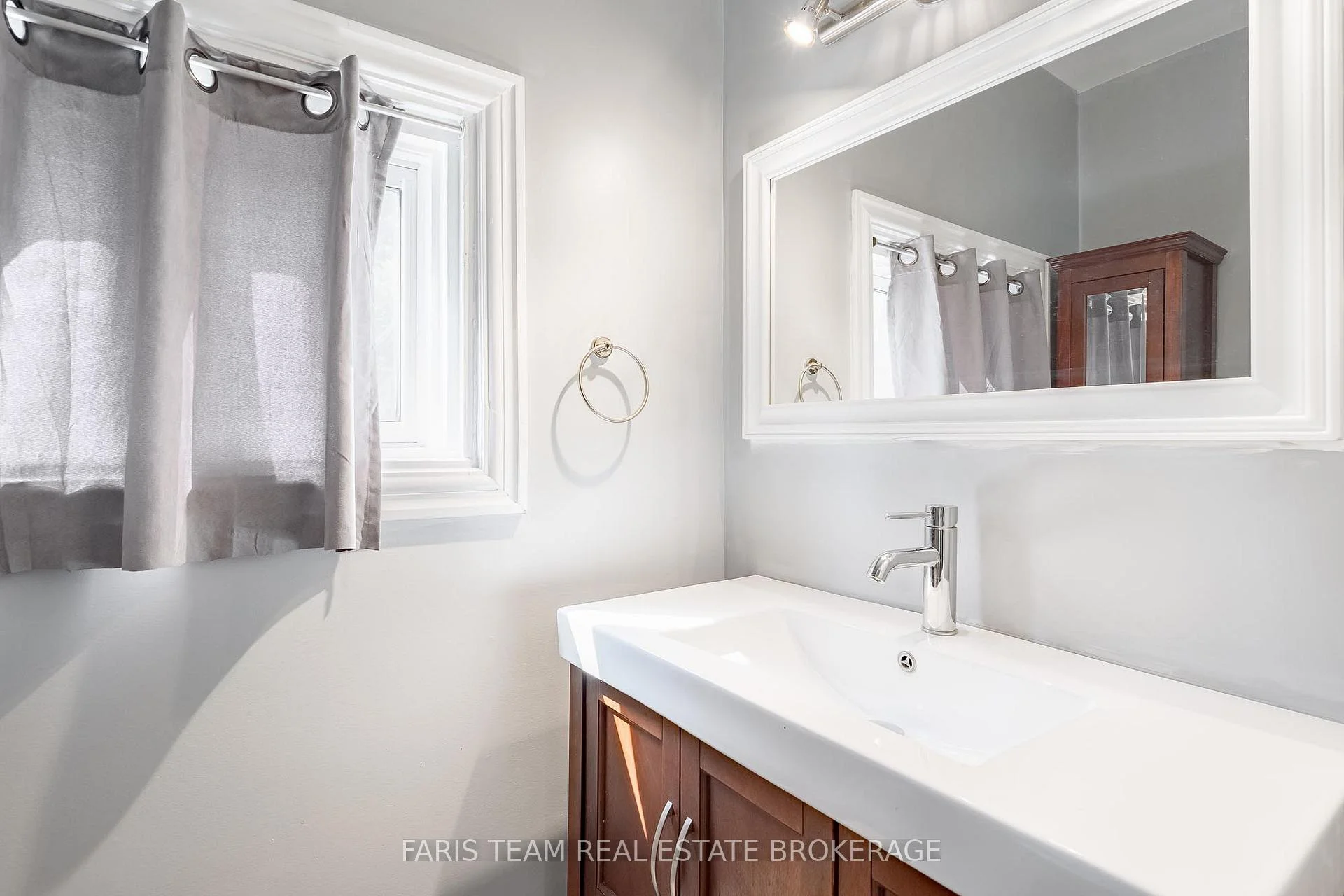 Photo 38 of 277 Gloucester Street, Midland — HOMEH