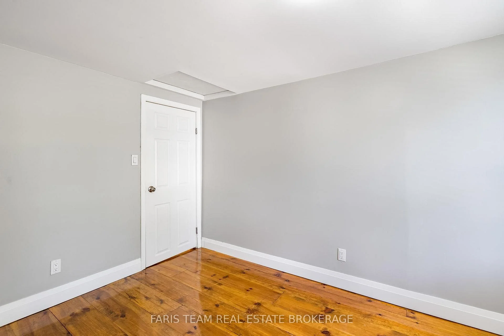 Photo 48 of 277 Gloucester Street, Midland — HOMEH