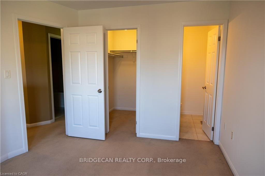Photo 25 of 50 Emick Drive, Hamilton, Ancaster — HOMEH