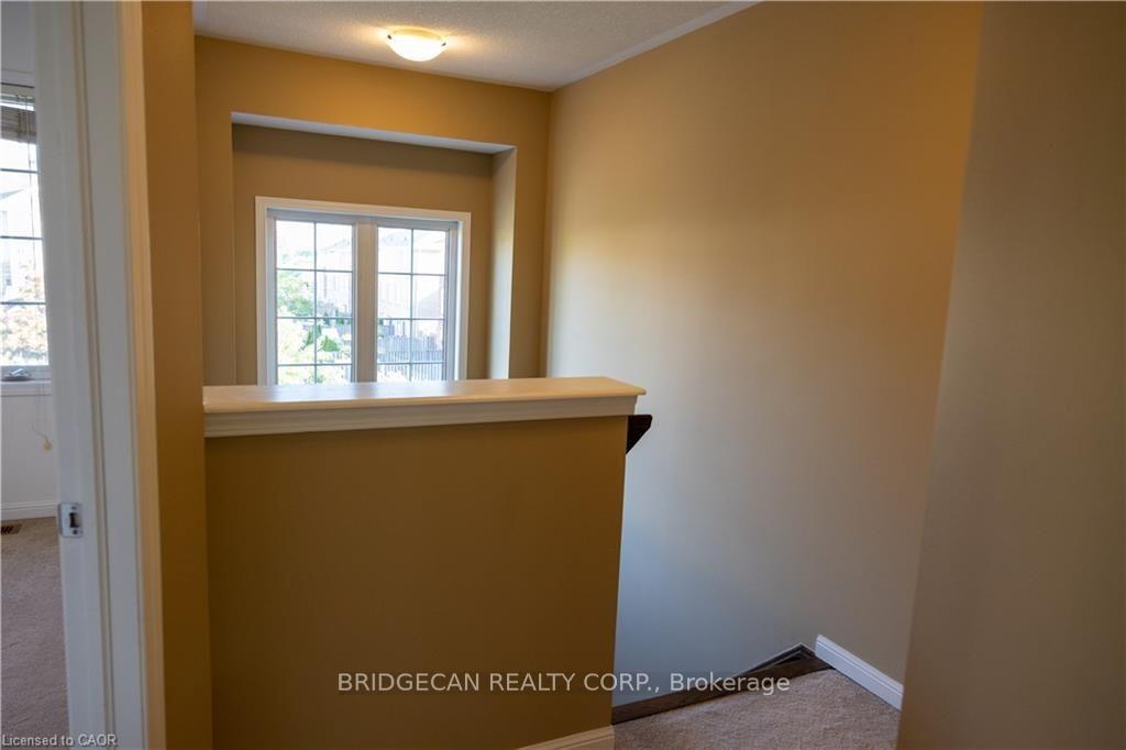 Photo 30 of 50 Emick Drive, Hamilton, Ancaster — HOMEH