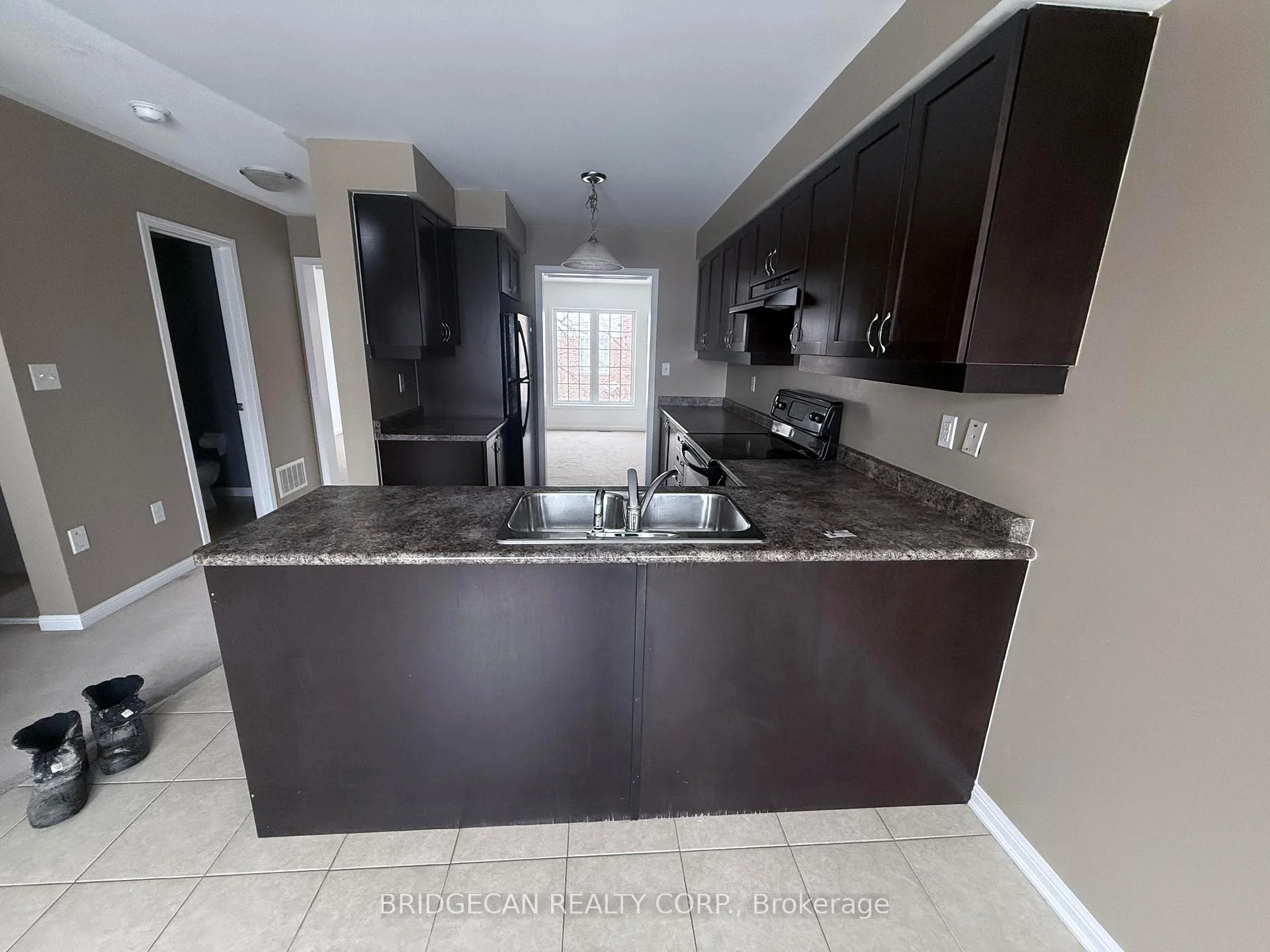 Photo 9 of 50 Emick Drive, Hamilton, Ancaster — HOMEH