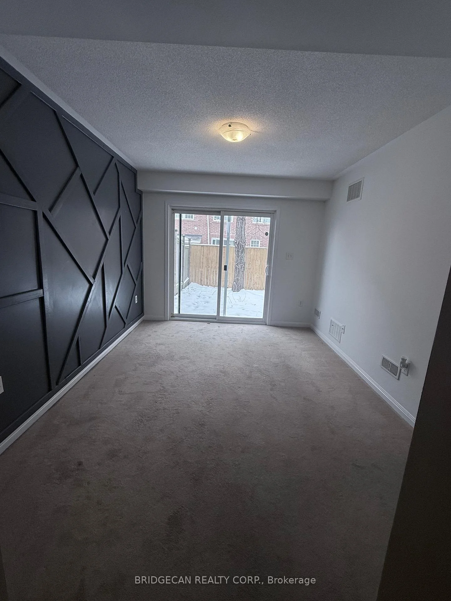 Photo 13 of 50 Emick Drive, Hamilton, Ancaster — HOMEH