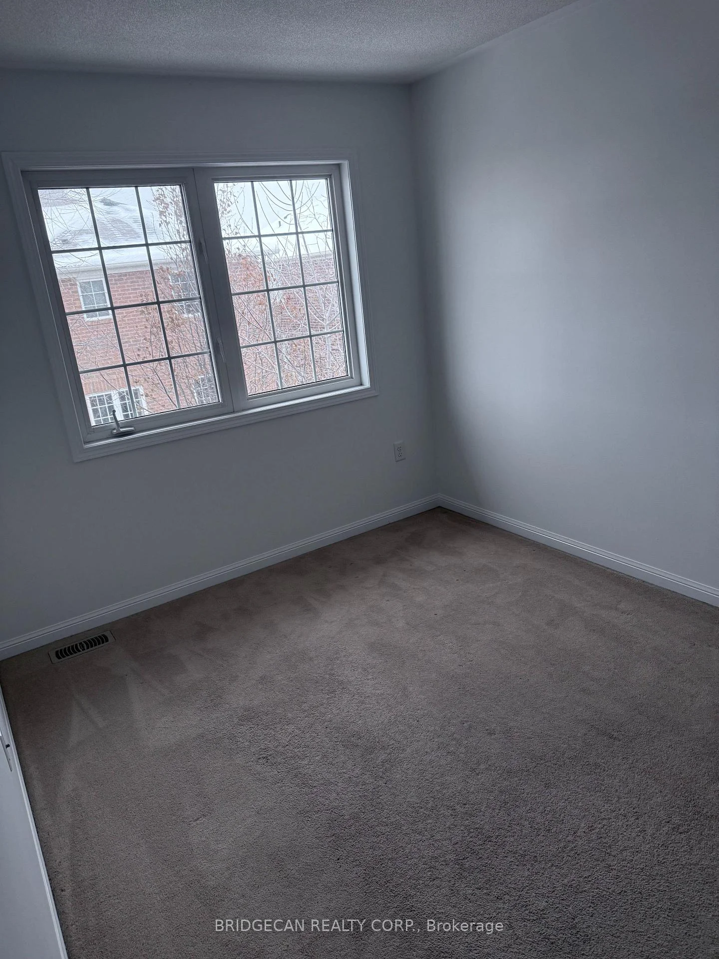 Photo 18 of 50 Emick Drive, Hamilton, Ancaster — HOMEH