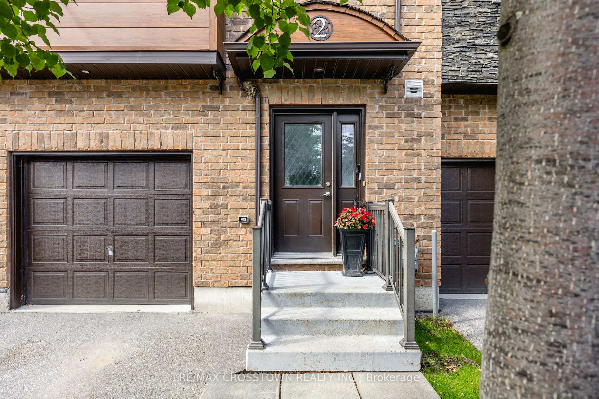 Photo 4 of Unit 2, 43 Madelaine Drive, Barrie, Painswick South — HOMEH