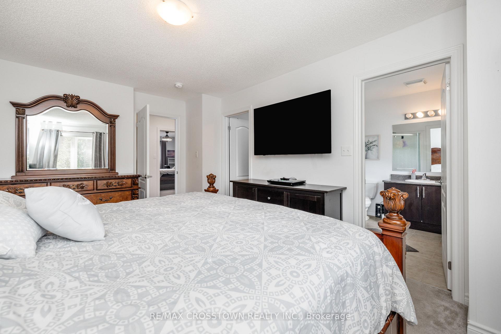 Photo 33 of Unit 2, 43 Madelaine Drive, Barrie, Painswick South — HOMEH